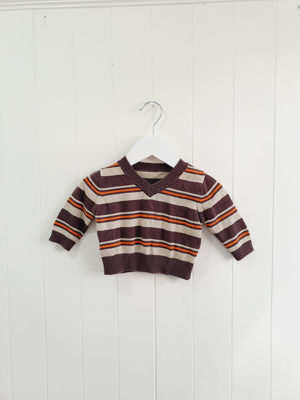 Boys V-neck jumper
