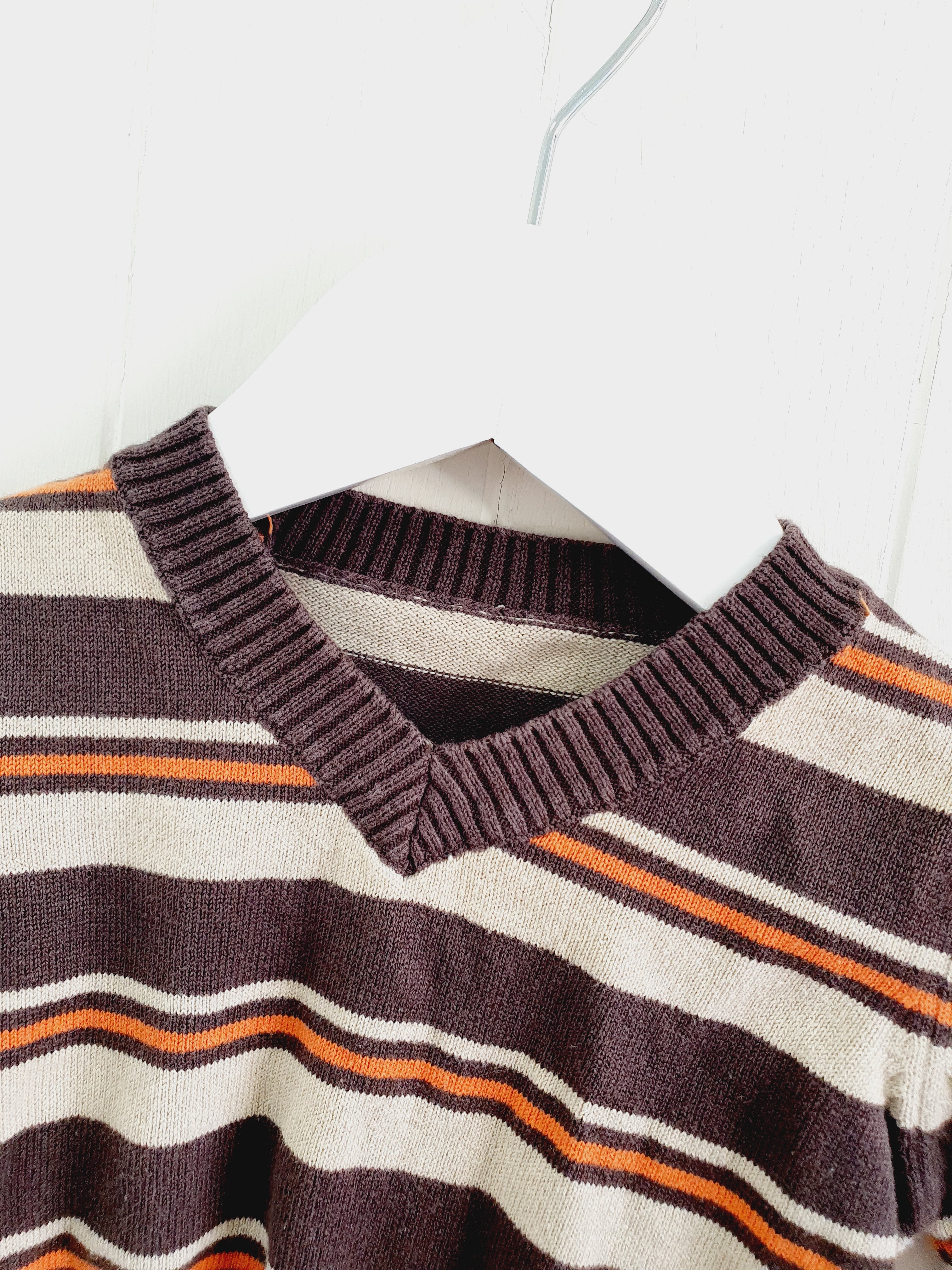 Boys V-neck jumper
