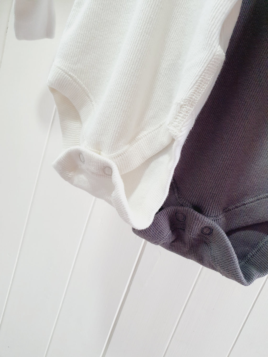 M&S long sleeve bodysuits 0-3 months