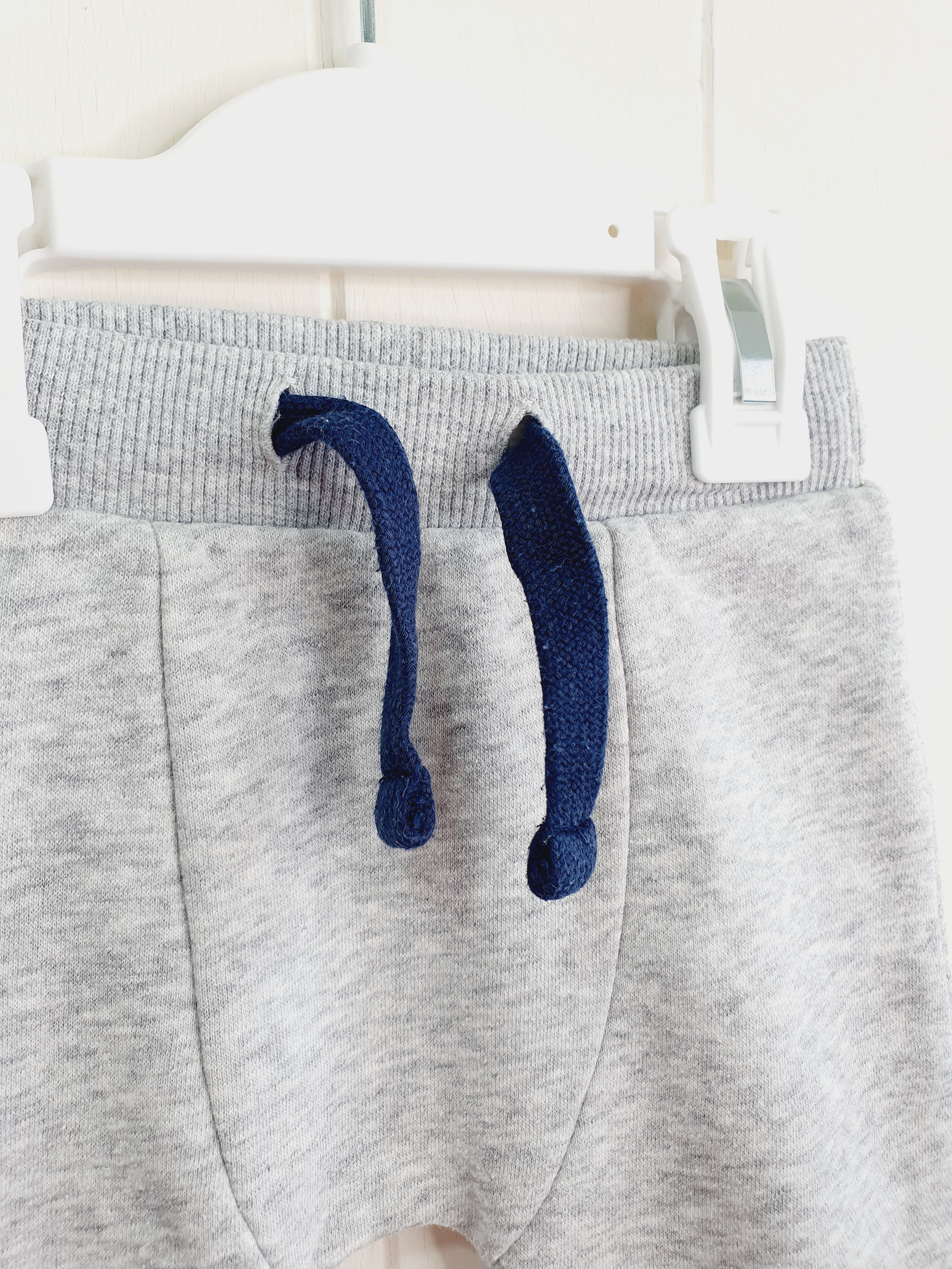 F&F boys joggers 3-6 months