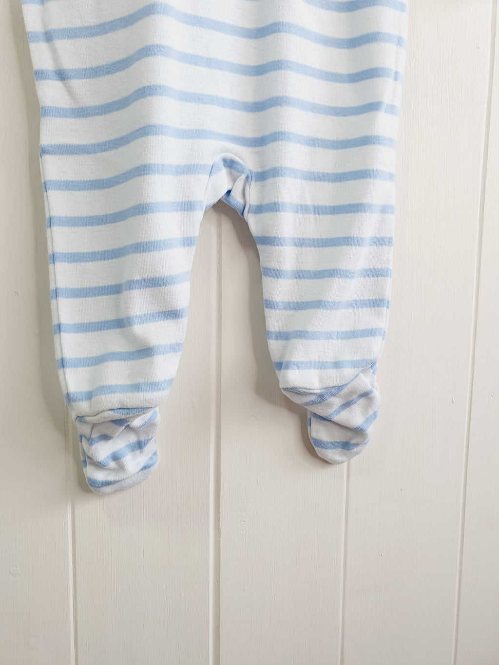 The Little White Company boys sleepsuit 0-3 months