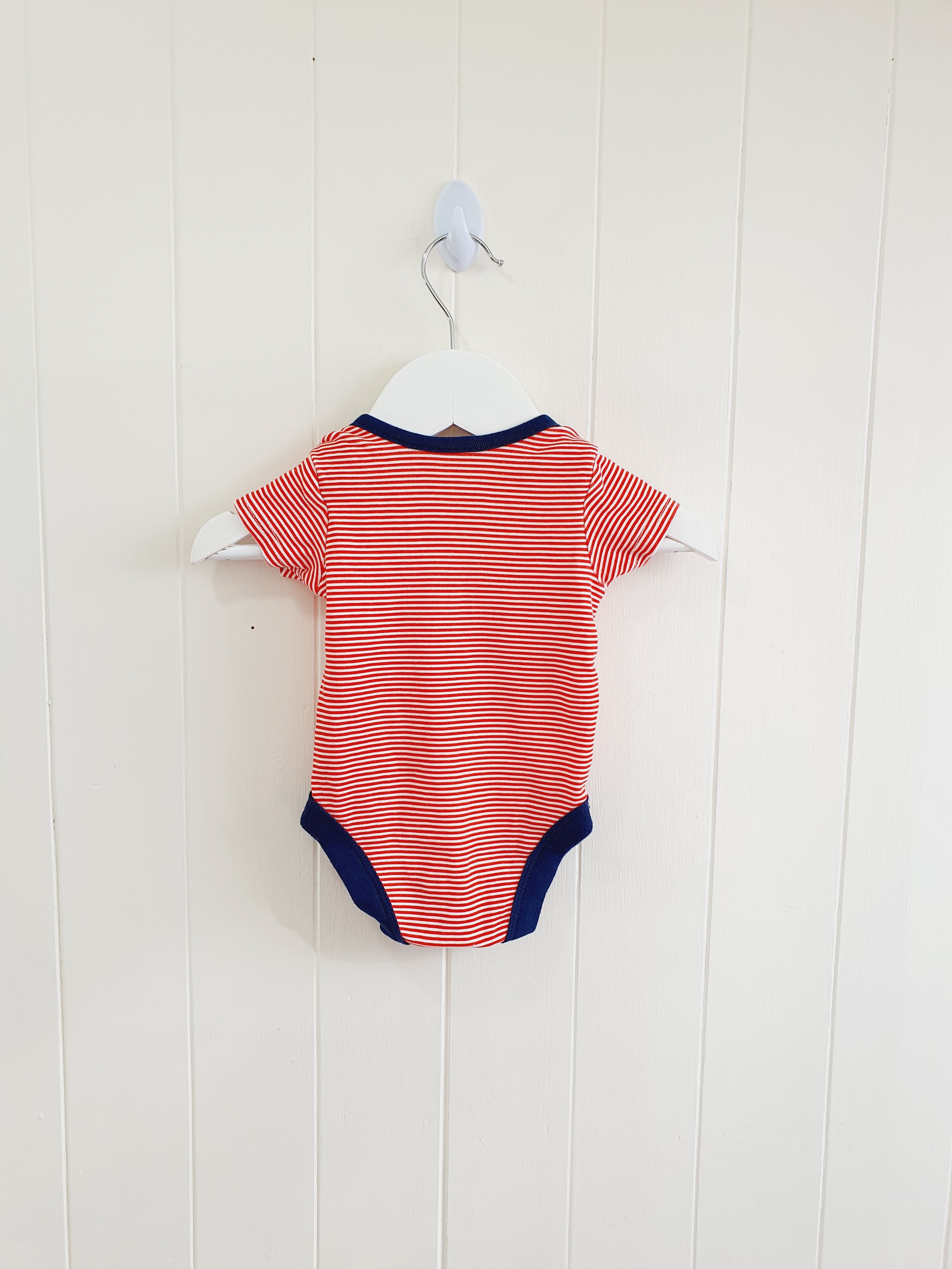 George boys short sleeve bodysuit Tigger 0-3 months