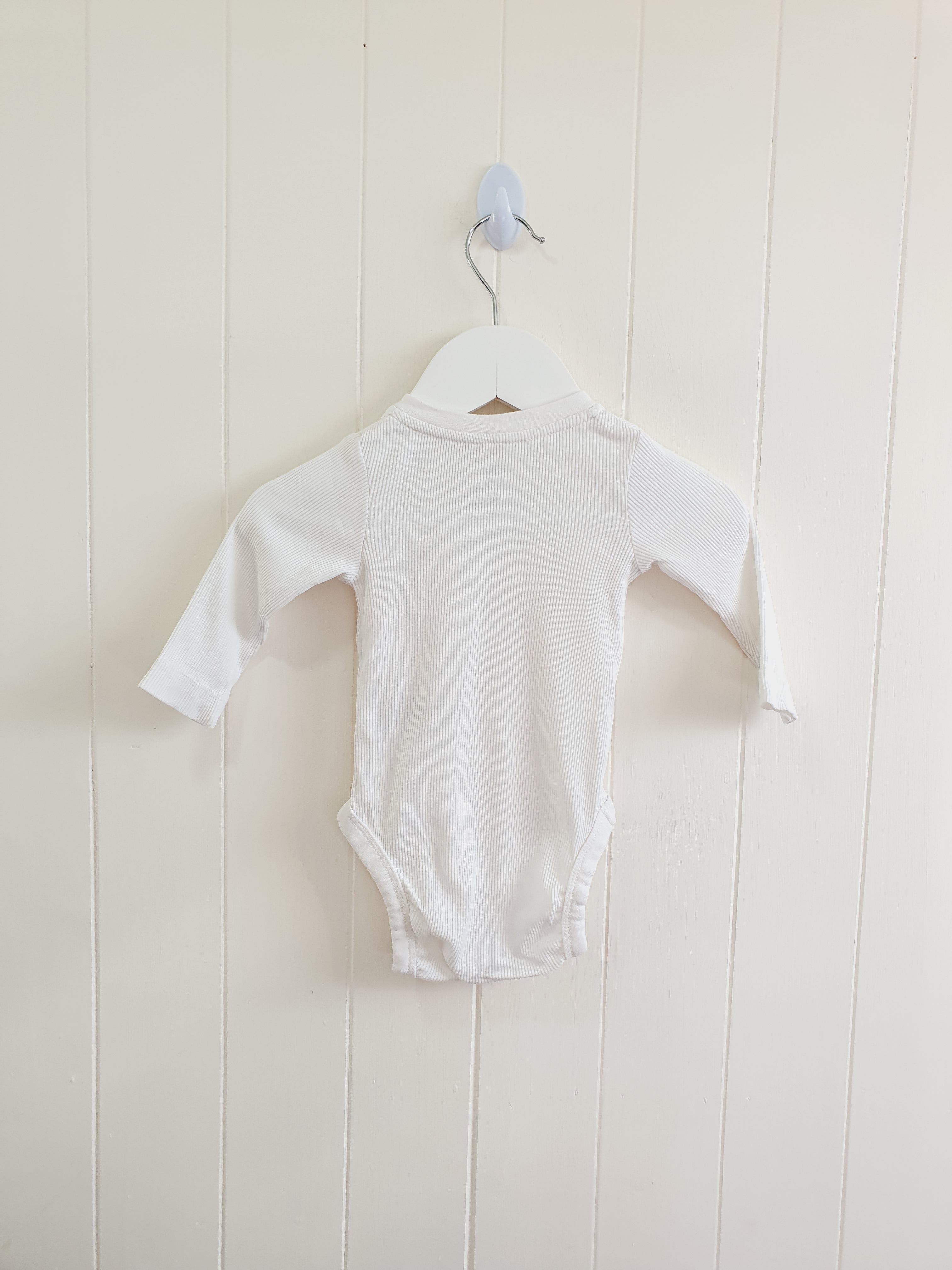 H&M boys long sleeve bodysuit 1-2 months