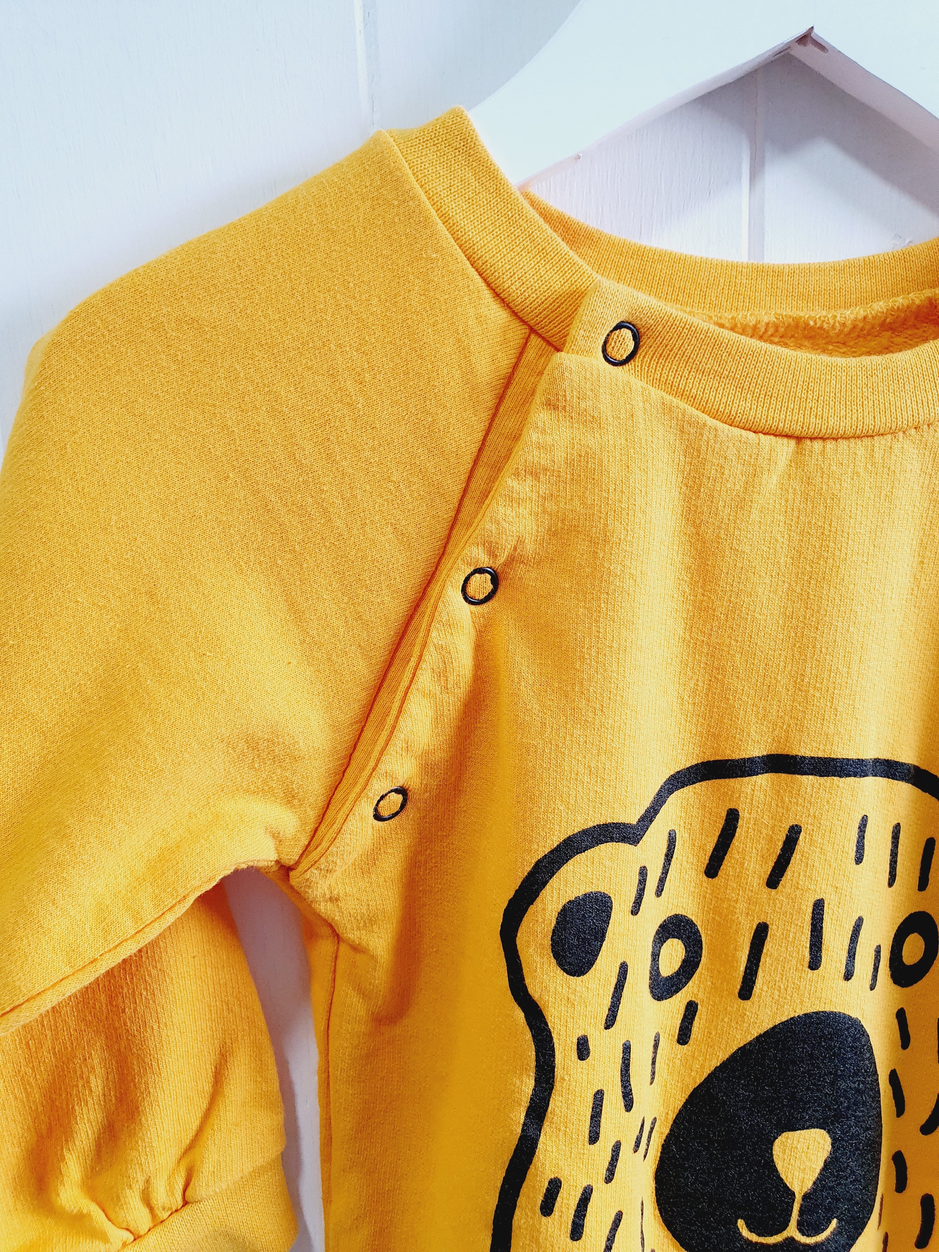 Dexter's bear print romper 6-9 months