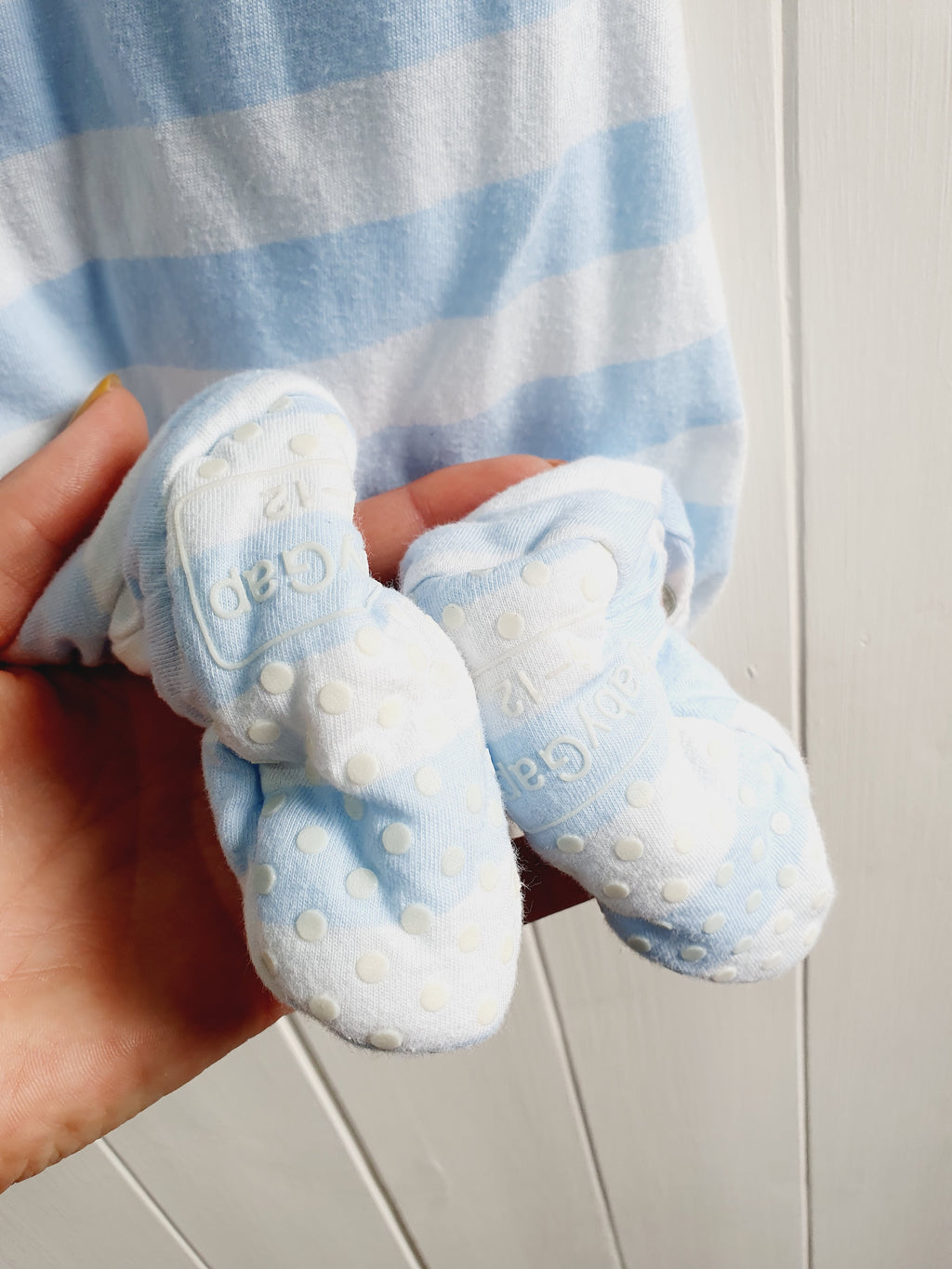 BabyGap - stripy romper 6-12 months