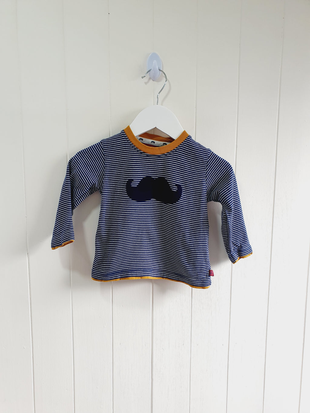 M&S - moustache applique long sleeve top 6-9 months