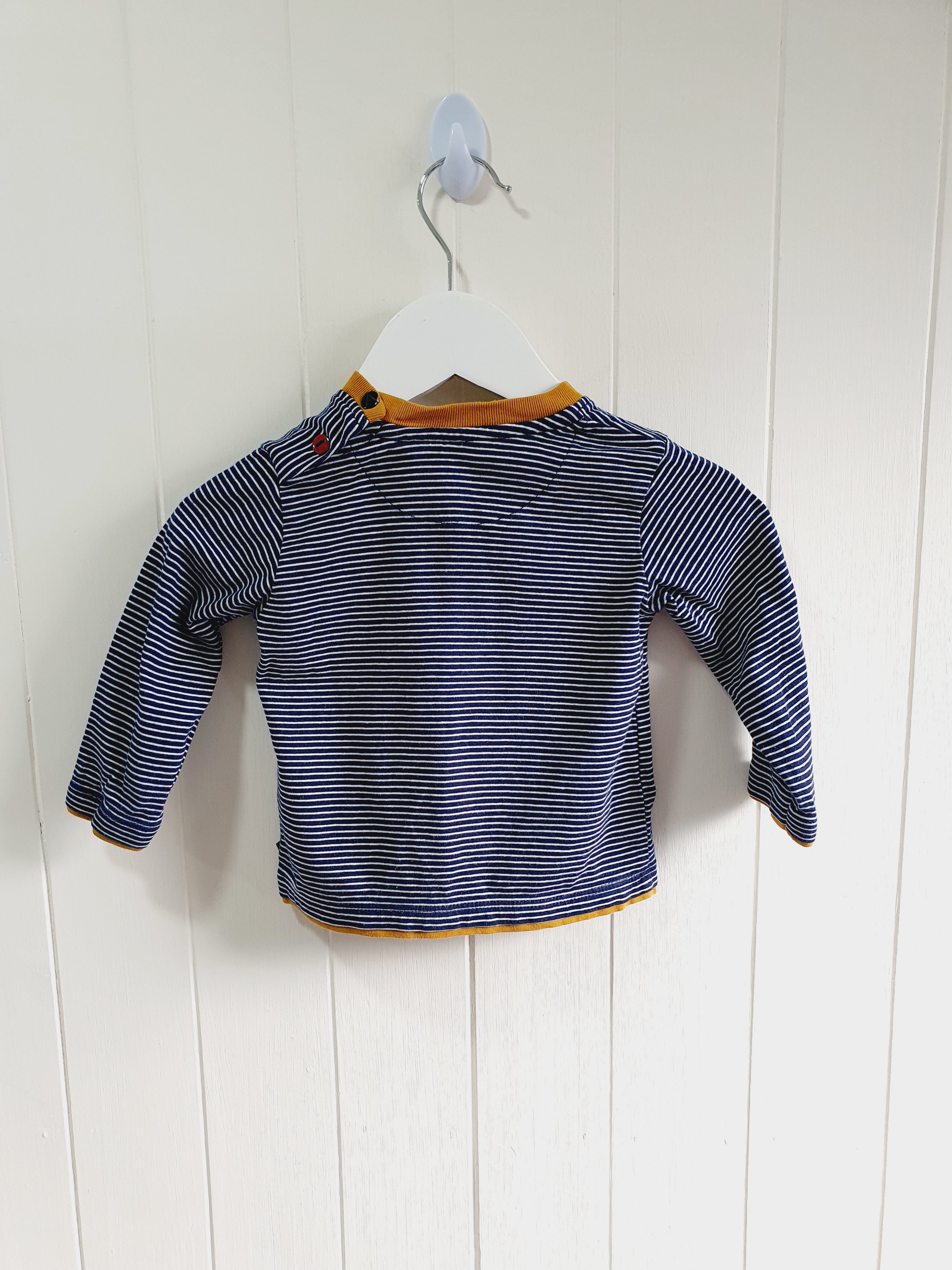 M&S - moustache applique long sleeve top 6-9 months