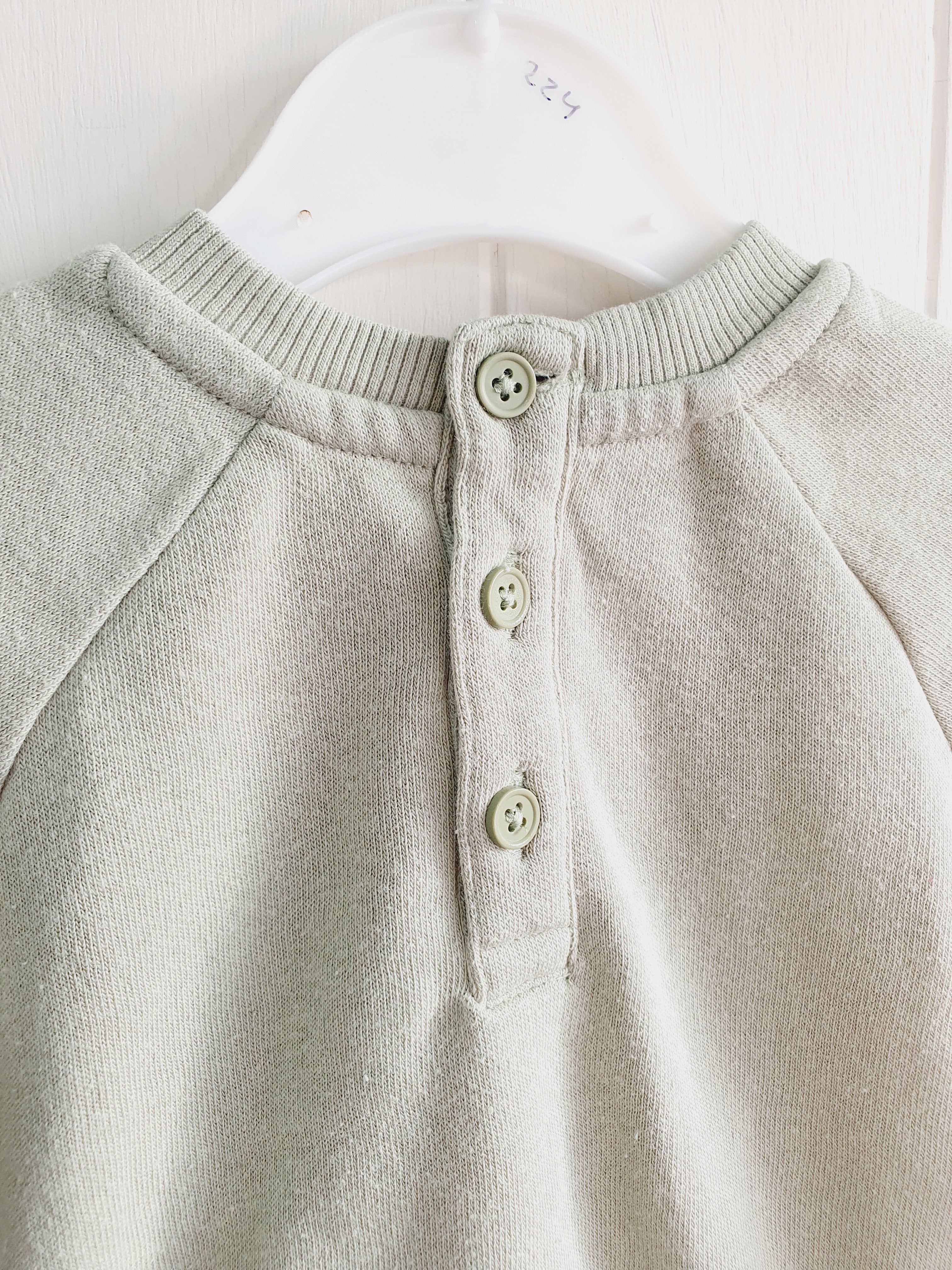 Matalan green sweatshirt and joggers bottoms set