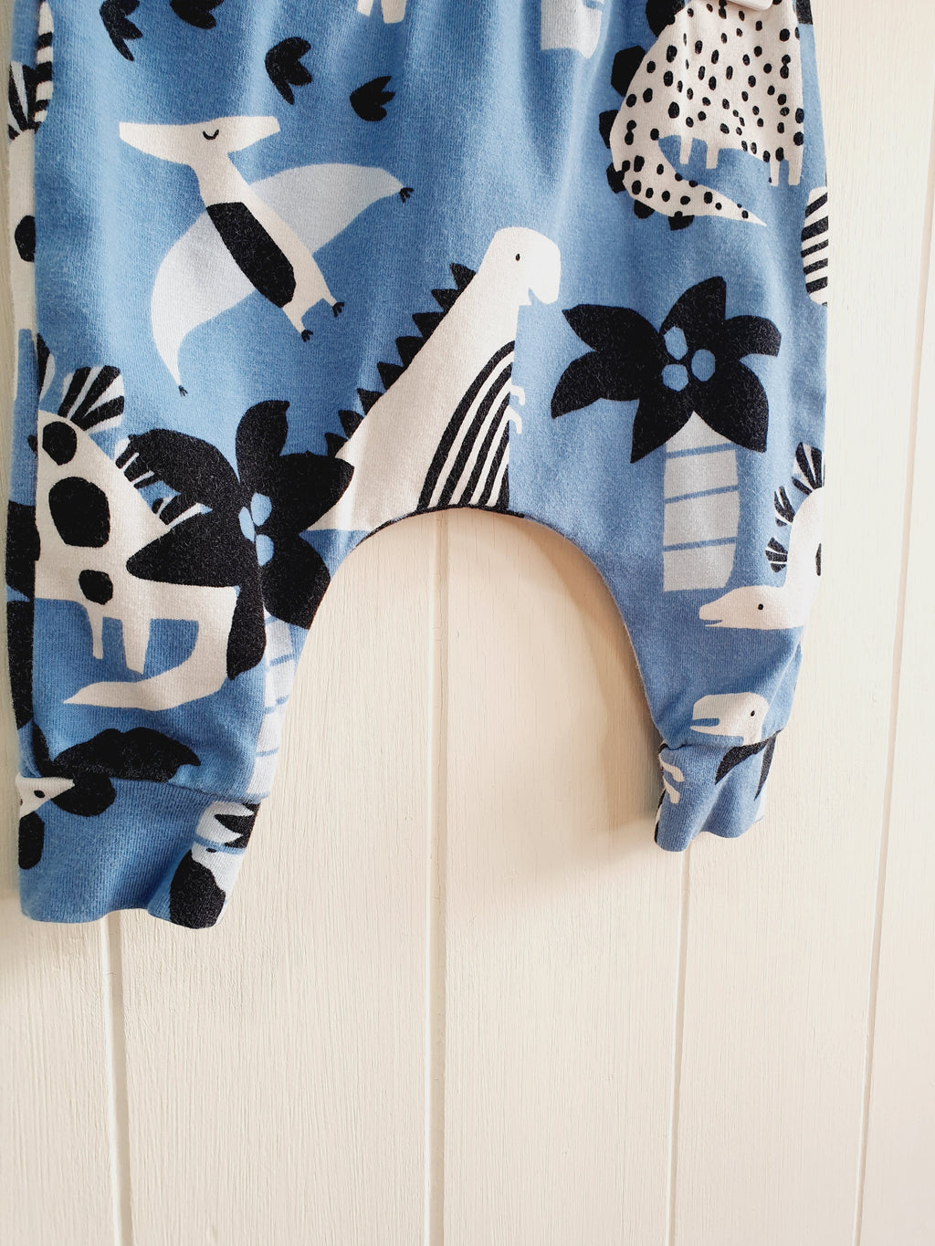 Next dinosaur harem leggings up to 3 months