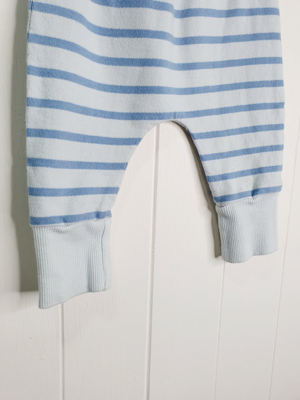 Mothercare stripy boys joggers 1-3 months