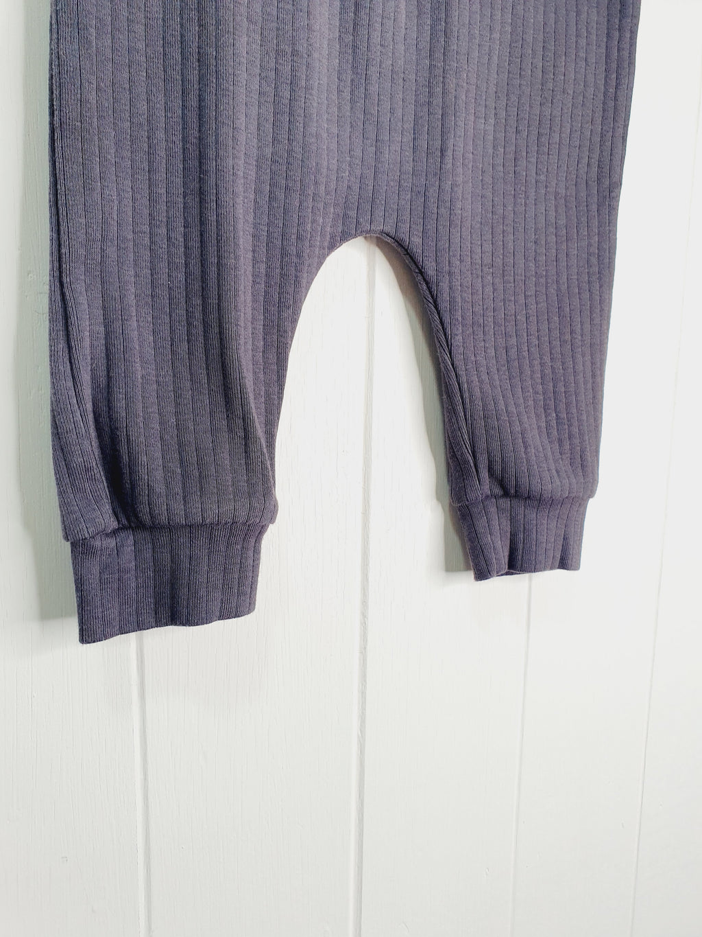 Nutmeg dark grey legging 0-3 months