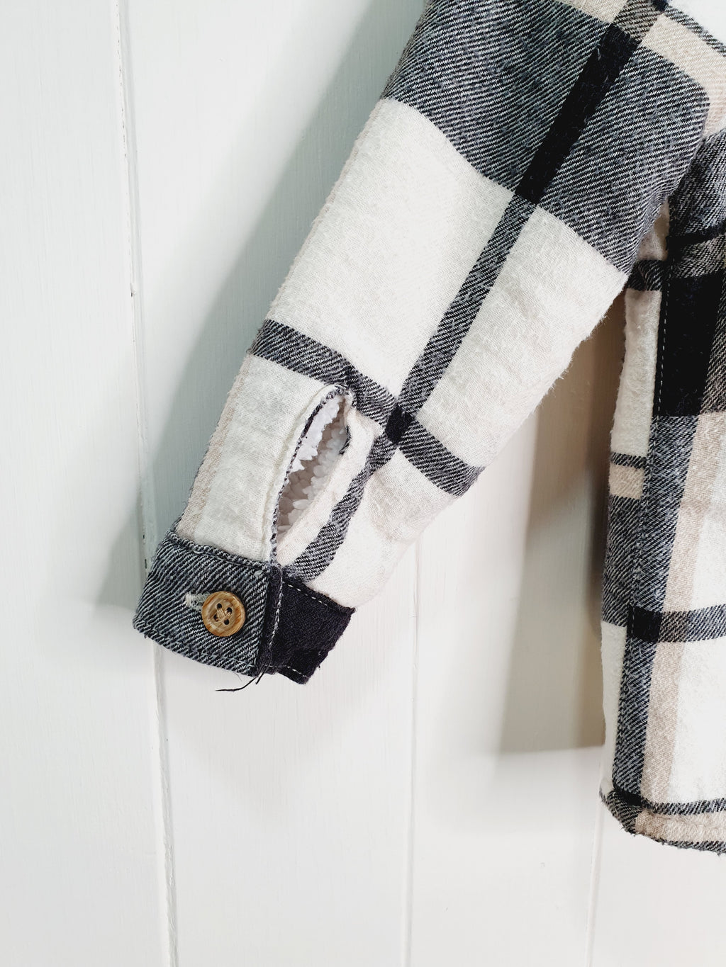 TU plaid sherpa lined shacket 9-12 months