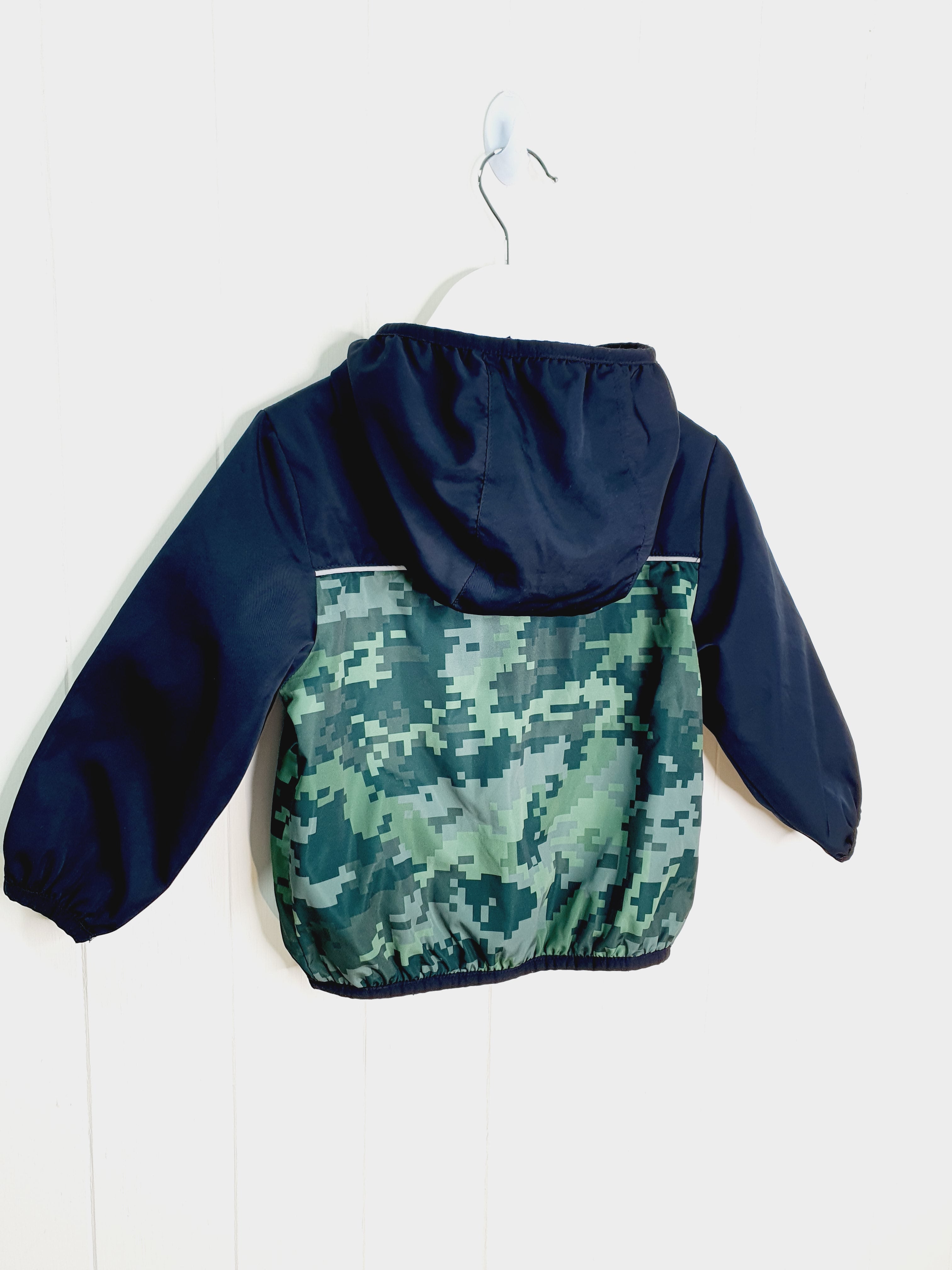 Nutmeg black and camouflage jacket 1-1.12 years