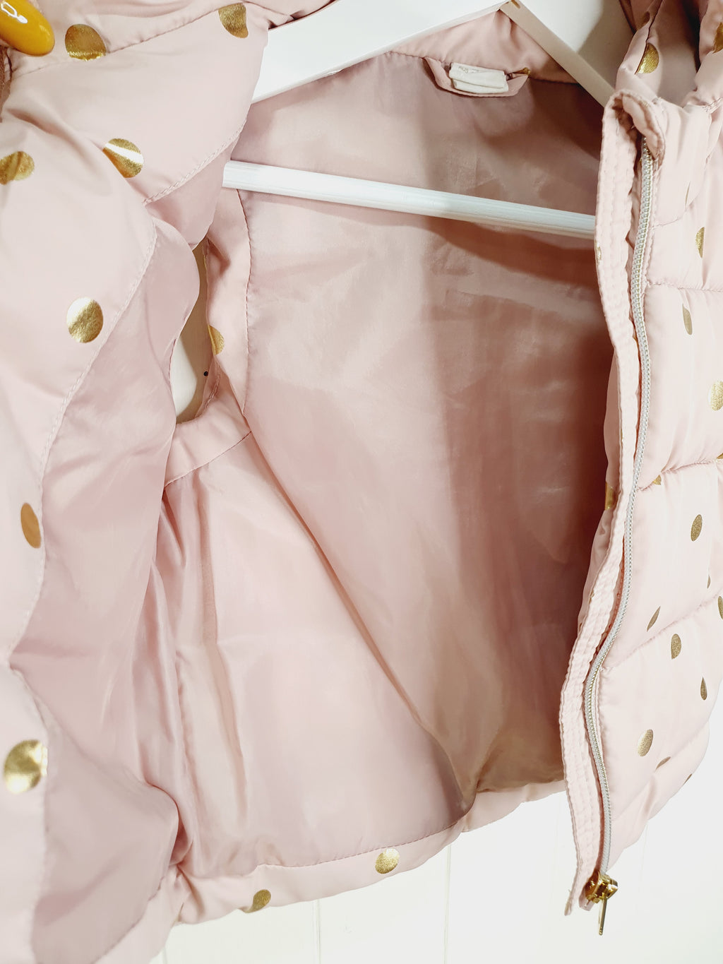 H&M pink and gold polkadot padded body warmer/gilet 9-12 months