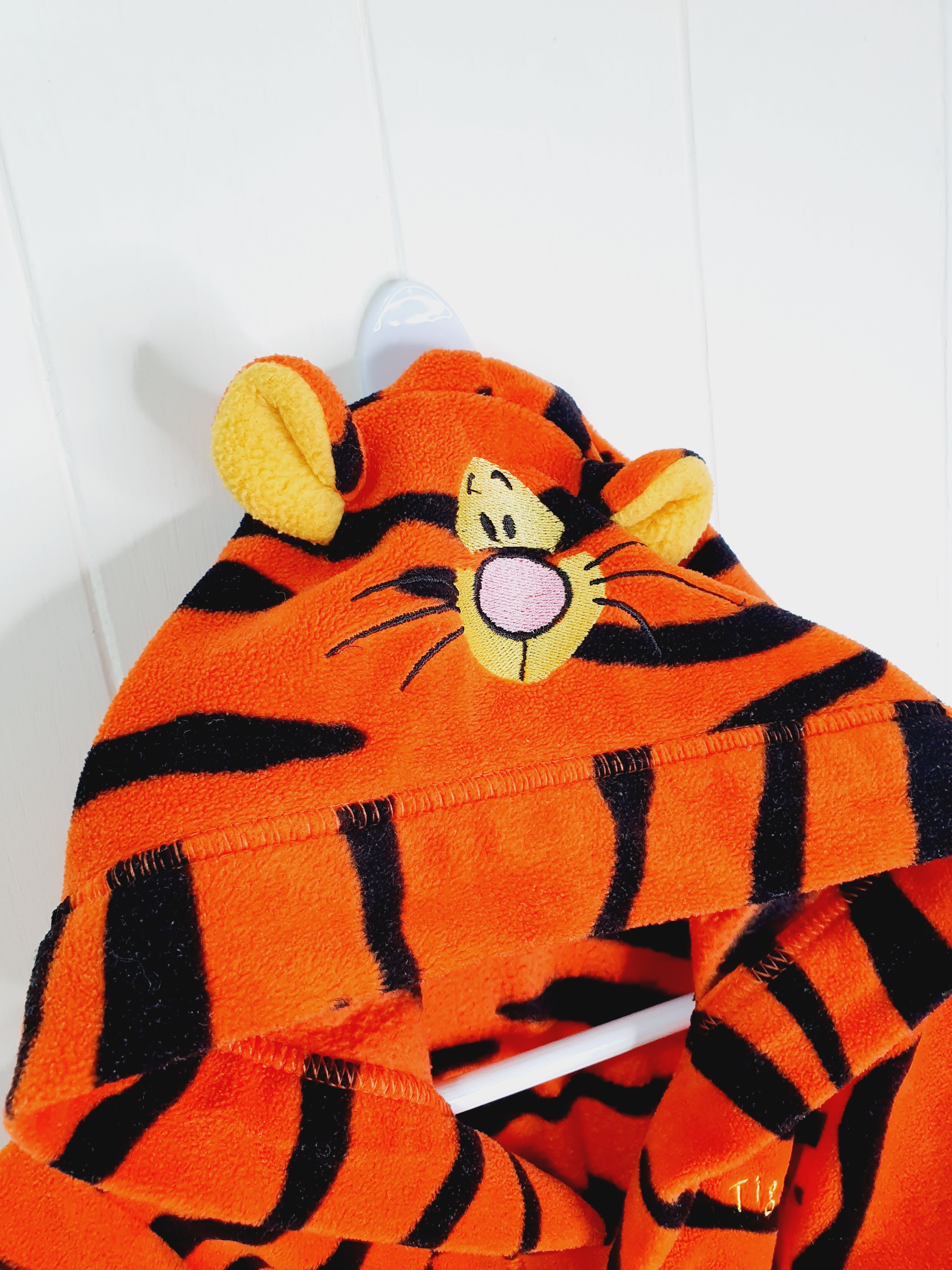 Mothercare Tigger design fleece dressing gown 9-12 months