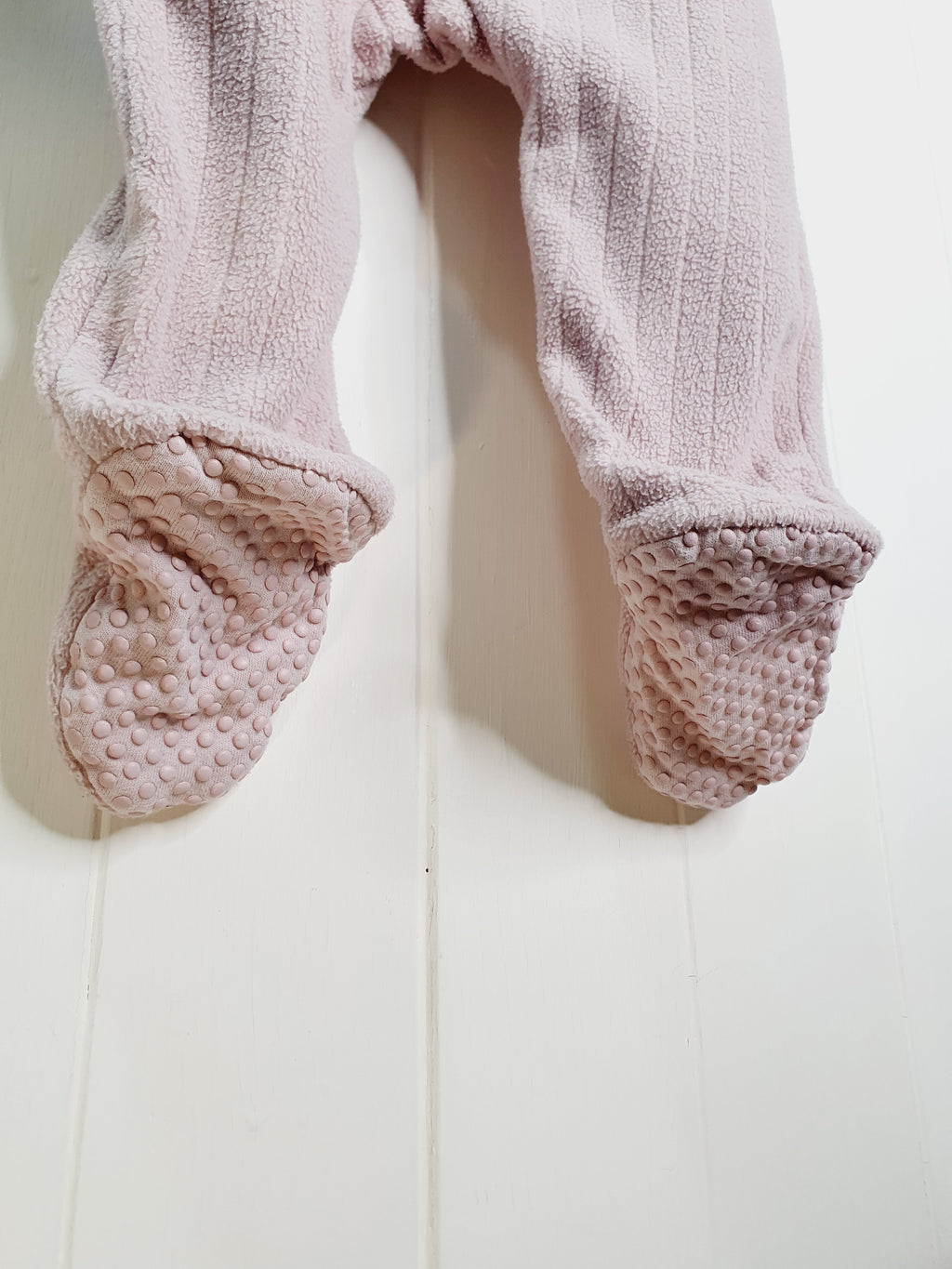 Peter Rabit - 9-12 months sleepsuit