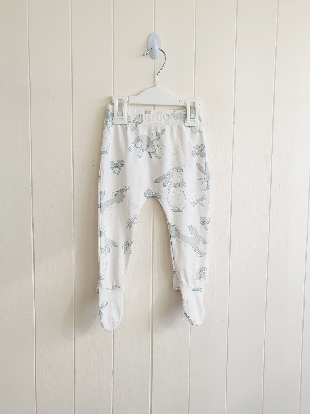 Guess How Much I Love you footed leggings 6-9 months