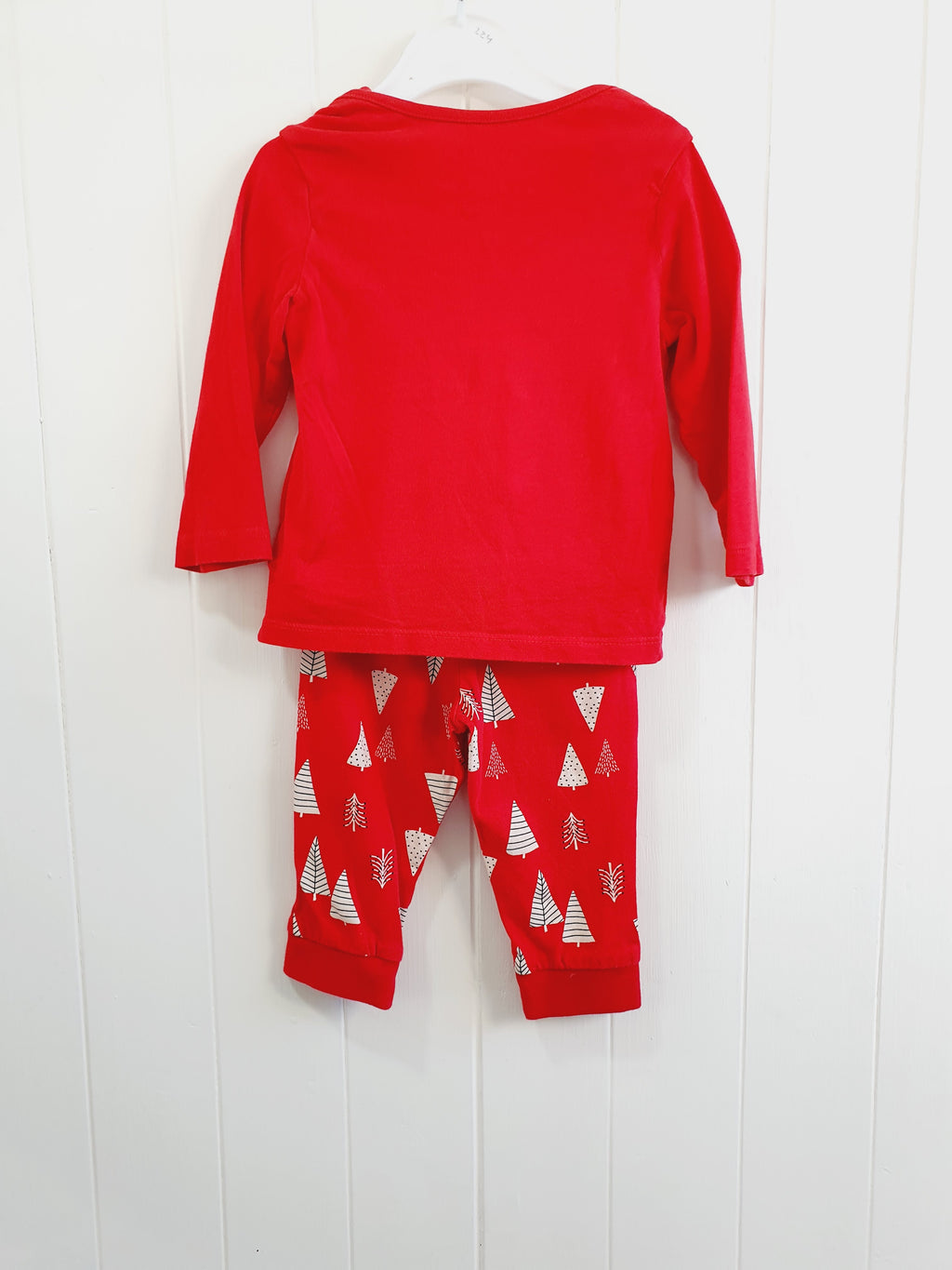 F&F Christmas 2 piece pyjamas 6-9 months
