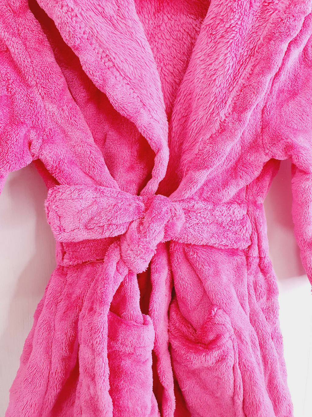 George pink dressing gown 1-1.1/2 years