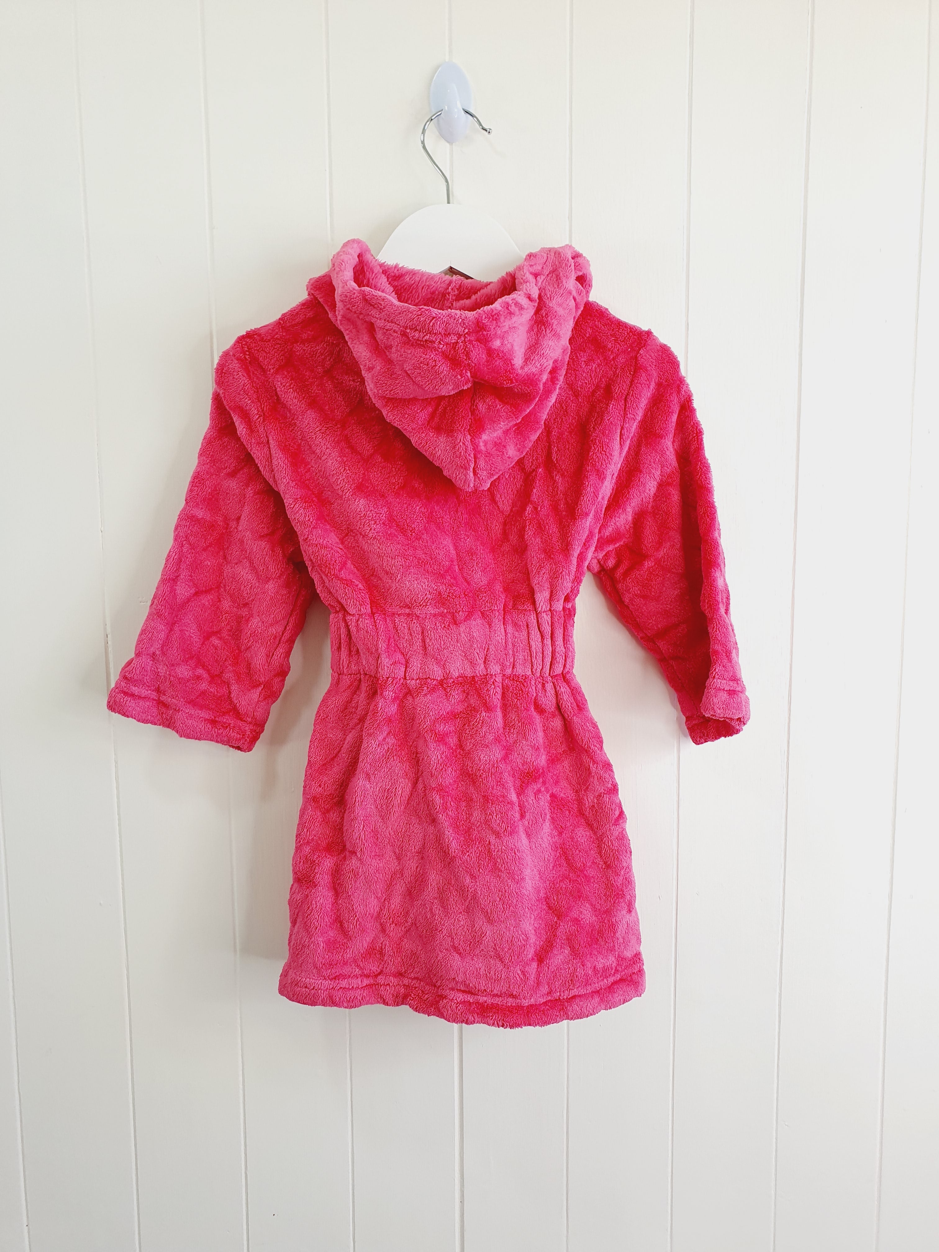 George pink dressing gown 1-1.1/2 years