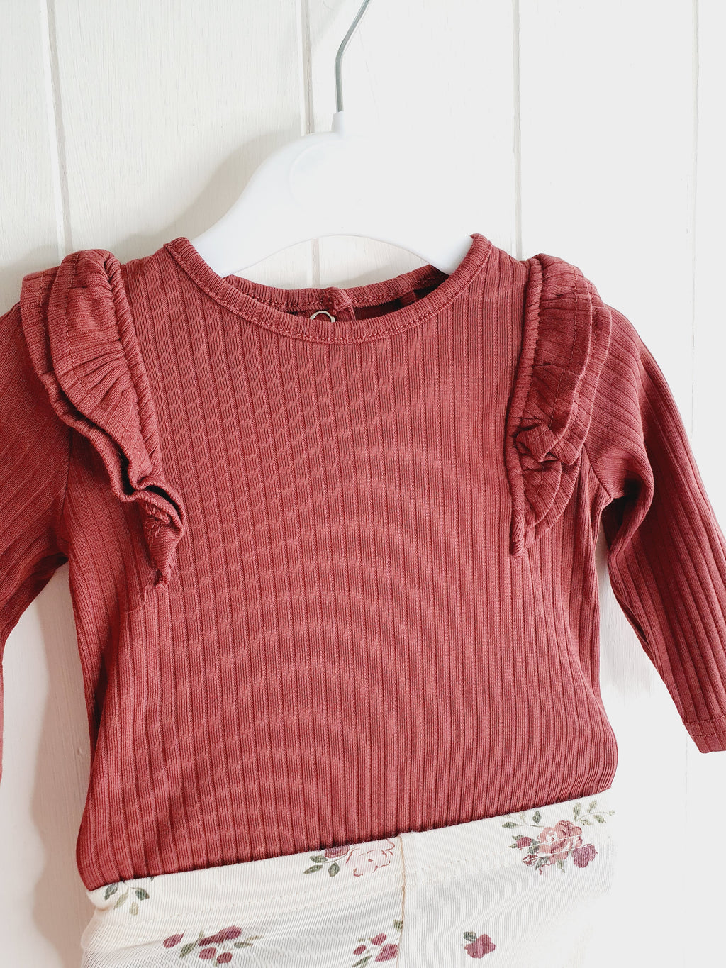 TU bodysuit and floral leggings up to 1 months