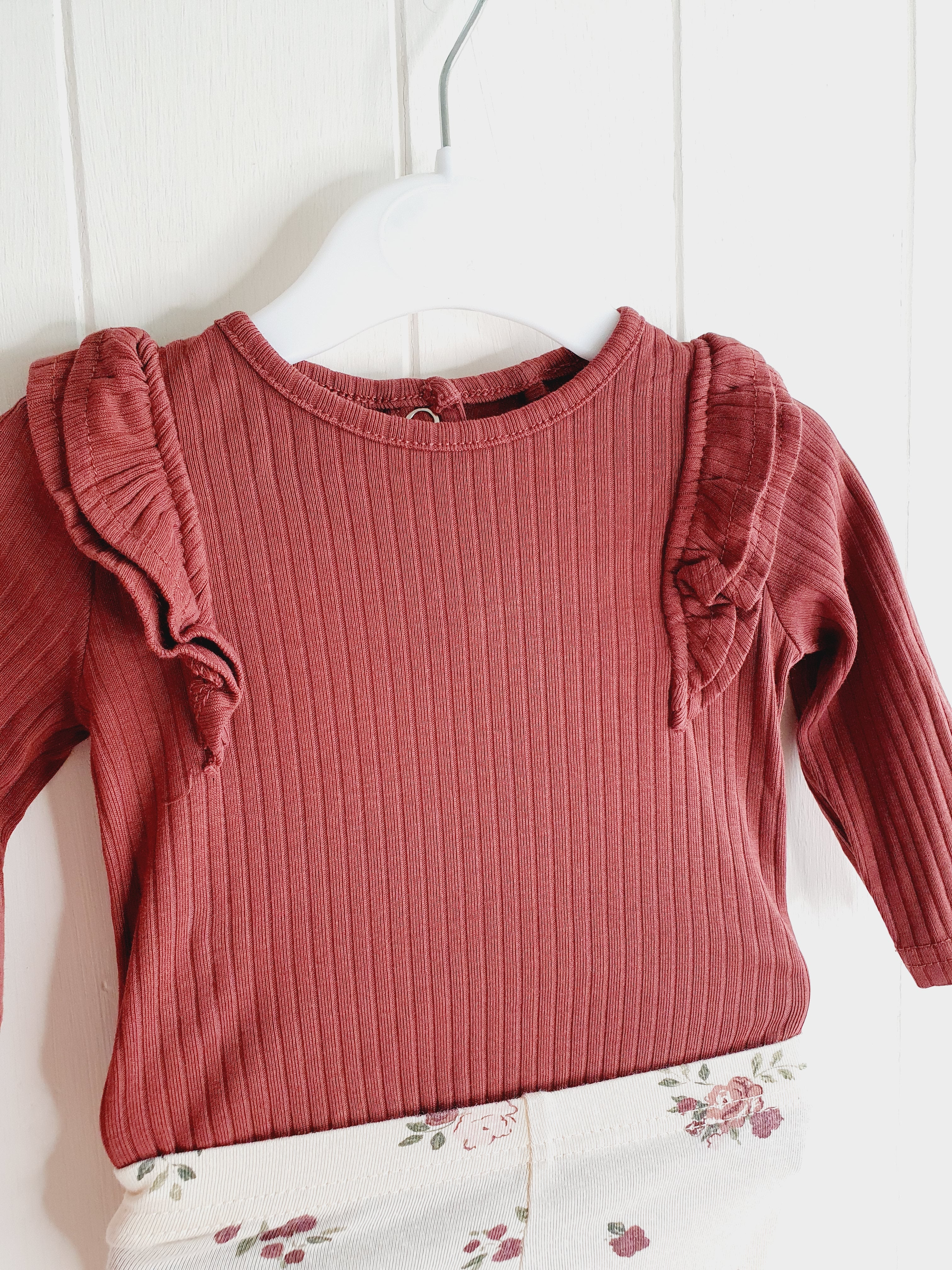 TU bodysuit and floral leggings up to 1 months