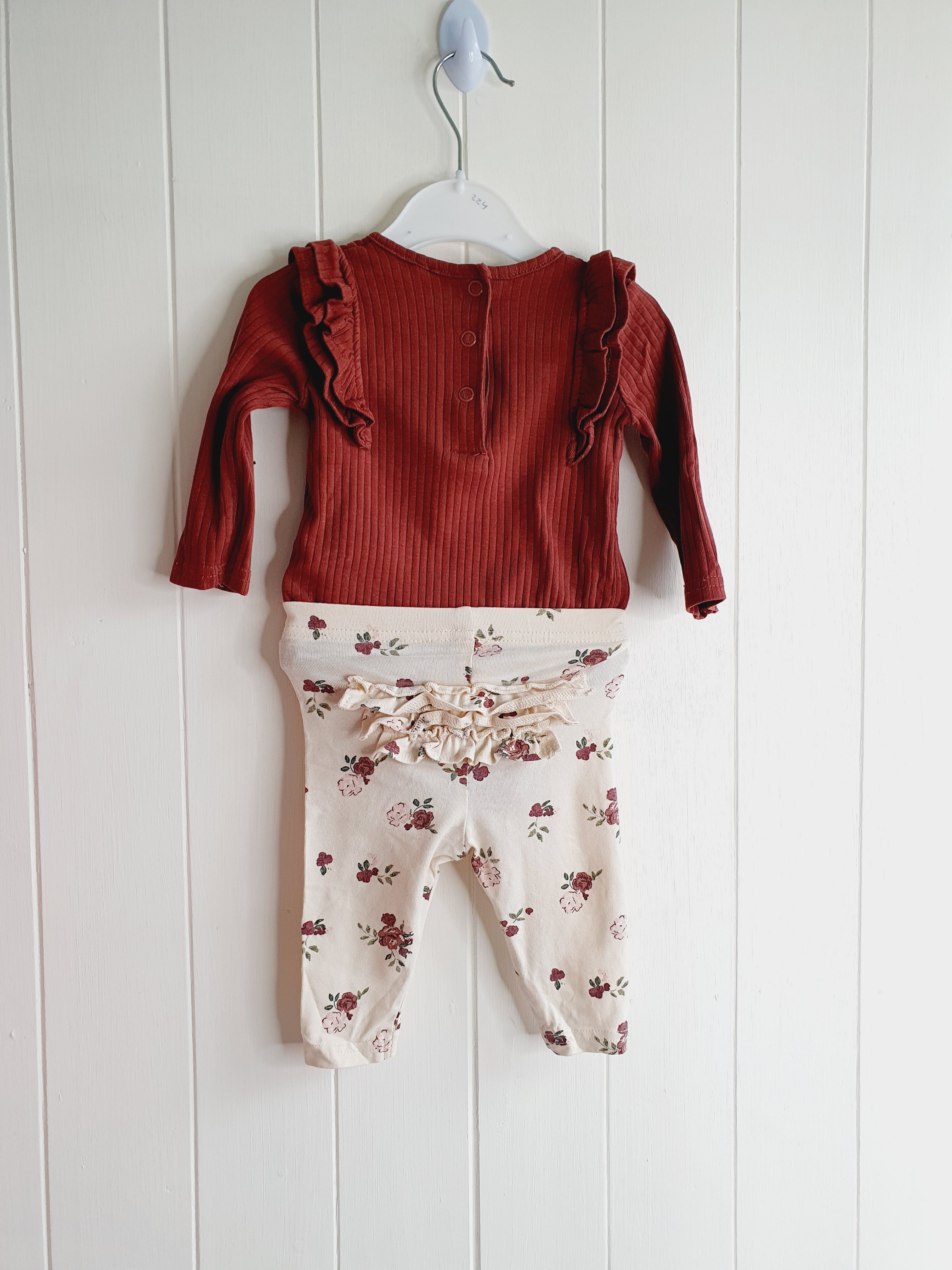 TU bodysuit and floral leggings up to 1 months