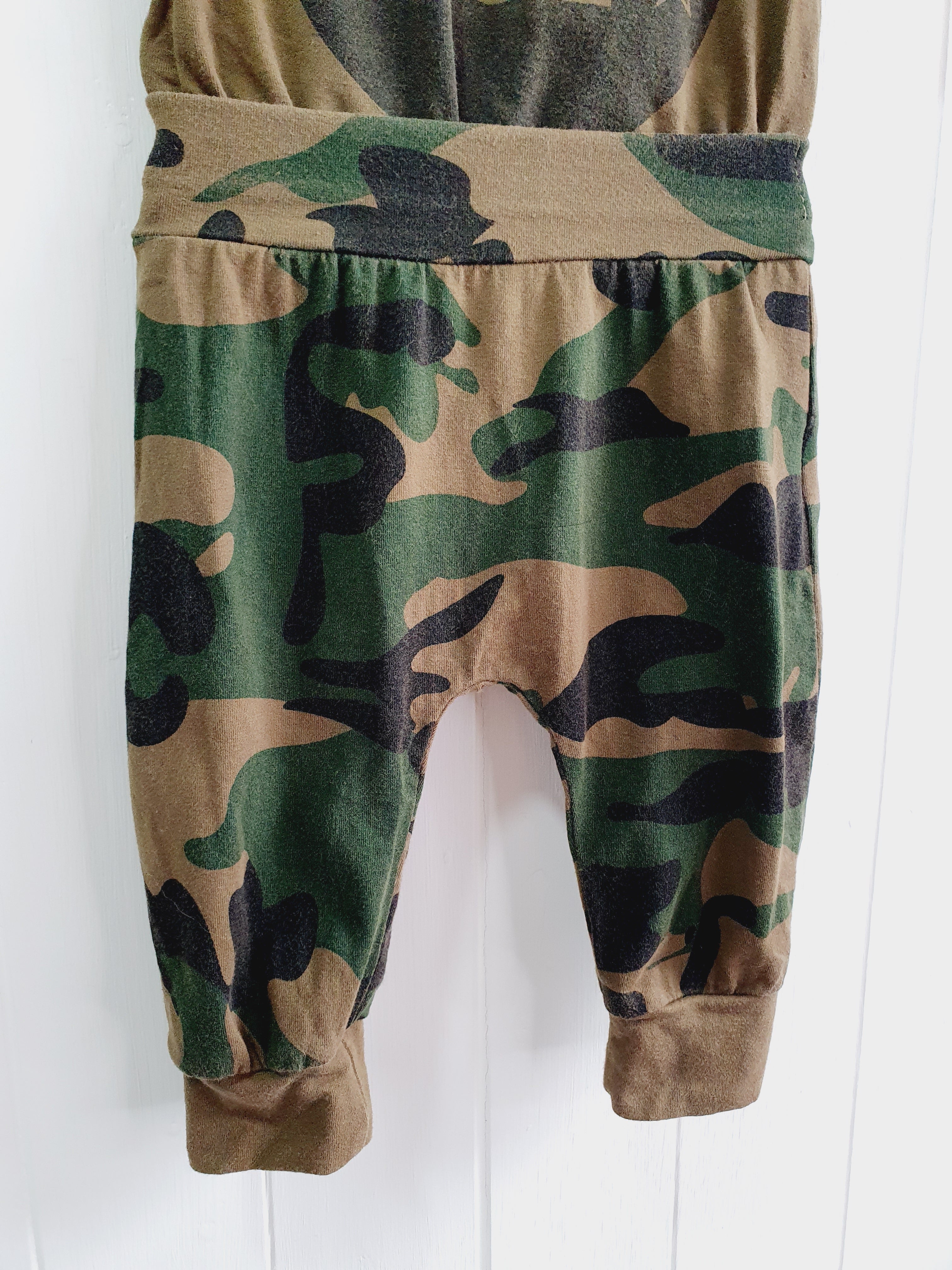 Unbranded Mama's boy camouflage joggers and bodysuit set 3-6 months