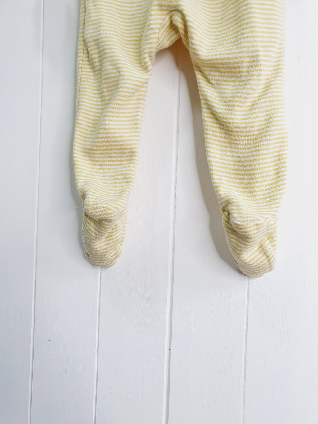 George dinosaur sleepsuit 6-9 months