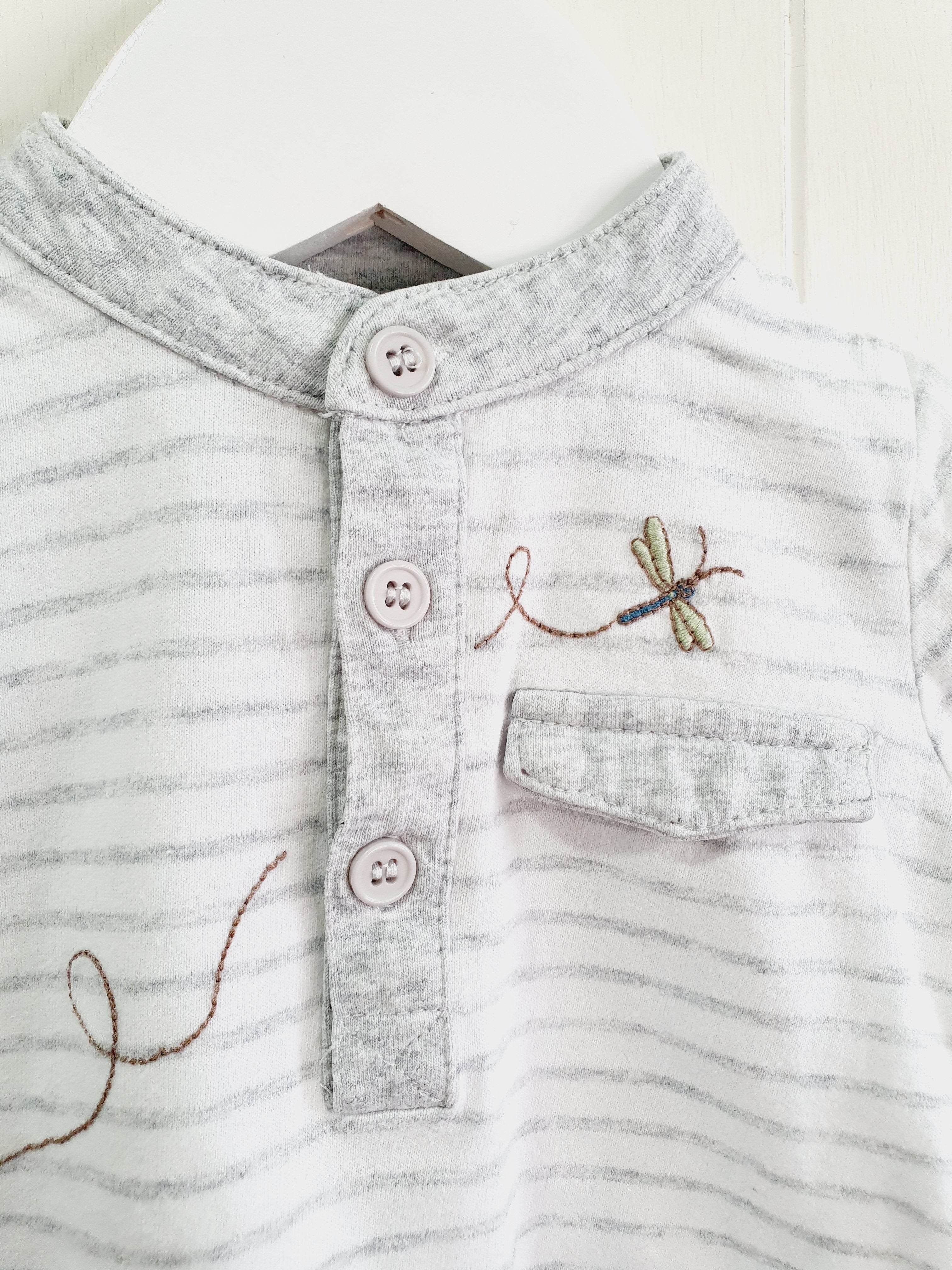 Guess How Much I Love you T-shirt 6-9 months