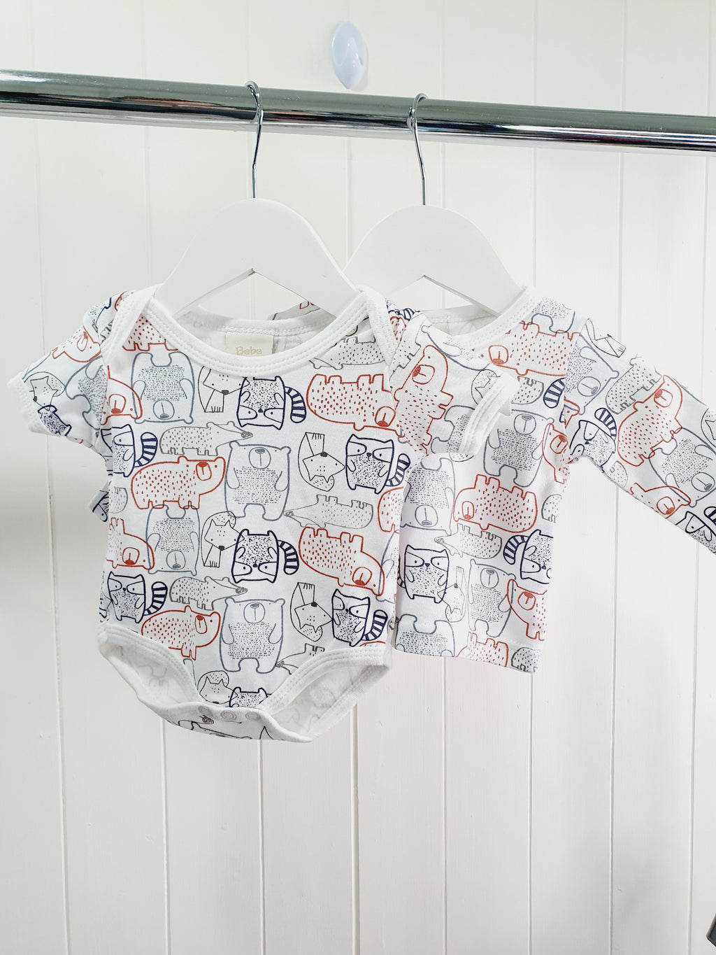 Bebe Bonito animal print bodysuit and long sleeve top set 0-3 months