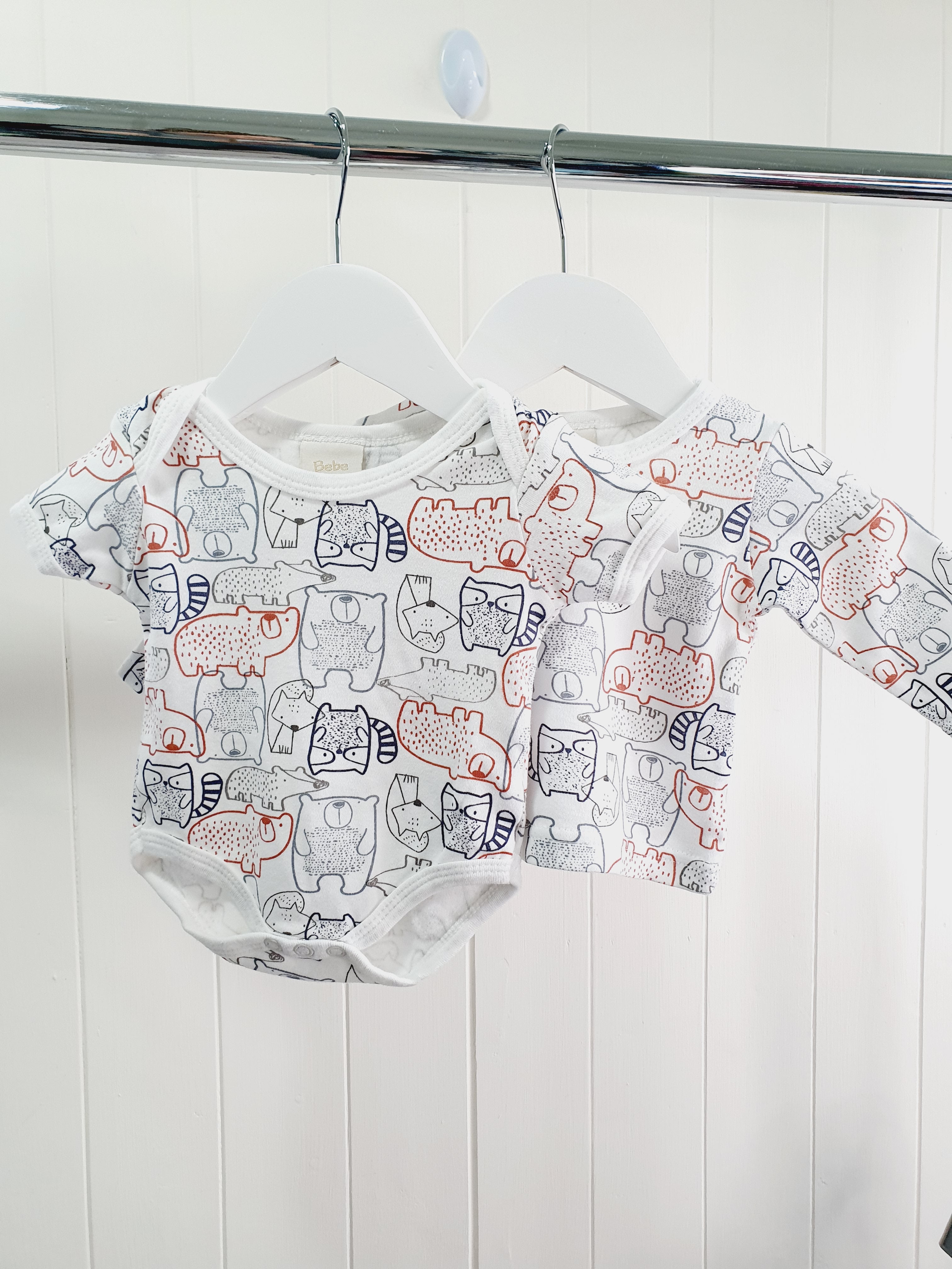 Bebe Bonito animal print bodysuit and long sleeve top set 0-3 months