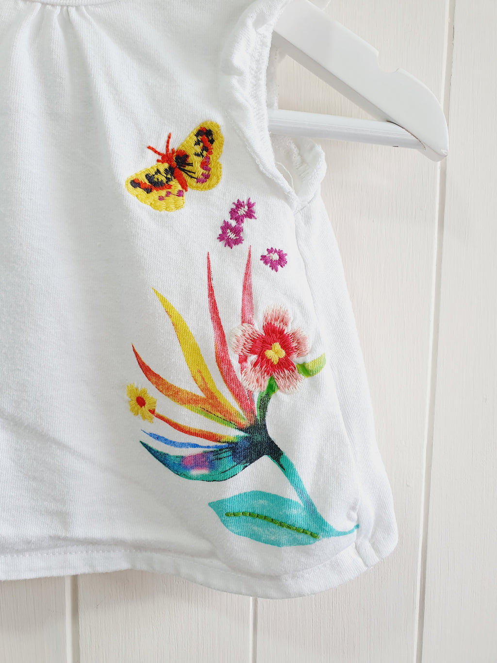 Next flowers and butterflies t-shirts up to 1 month