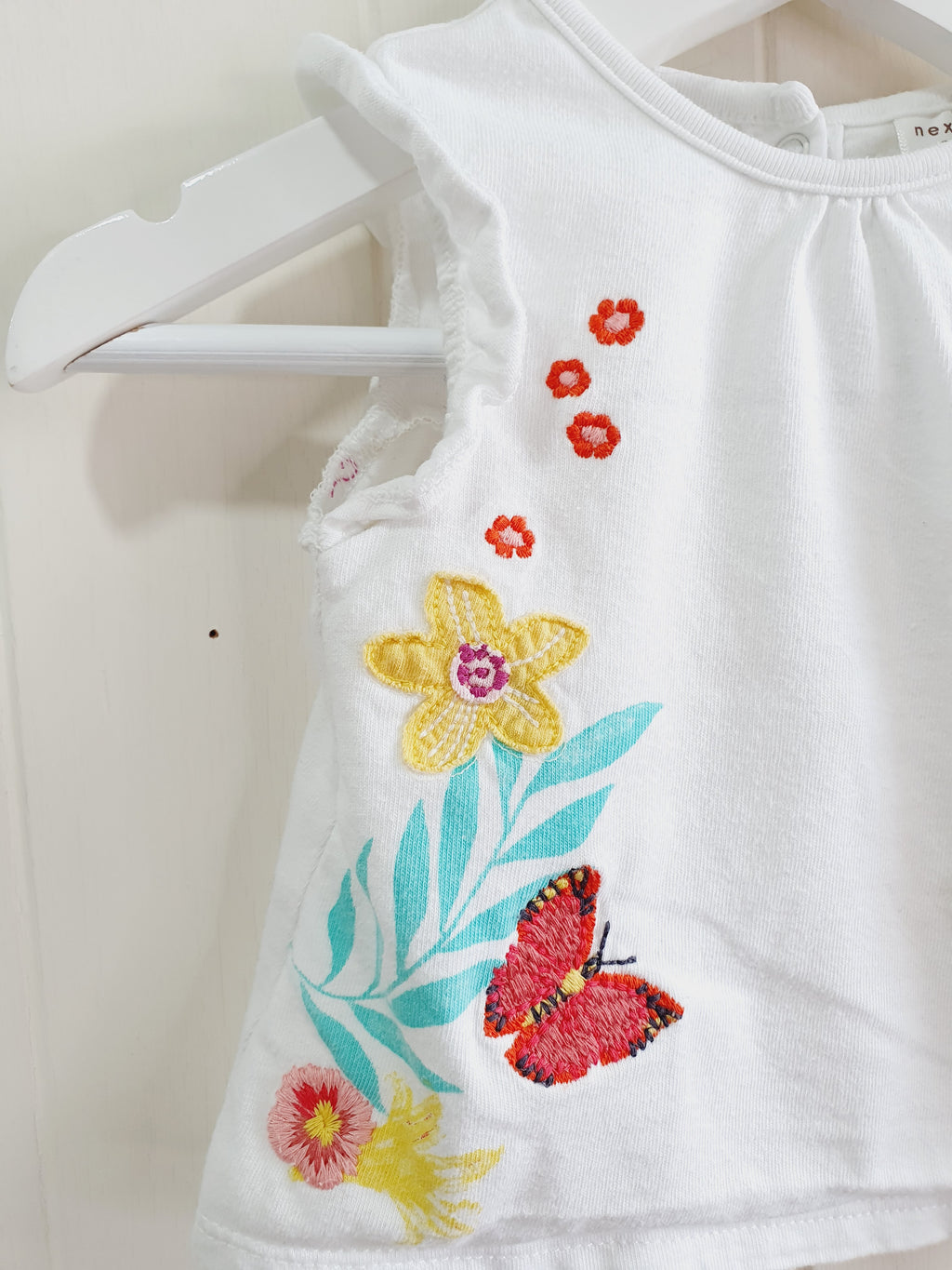 Next flowers and butterflies t-shirts up to 1 month
