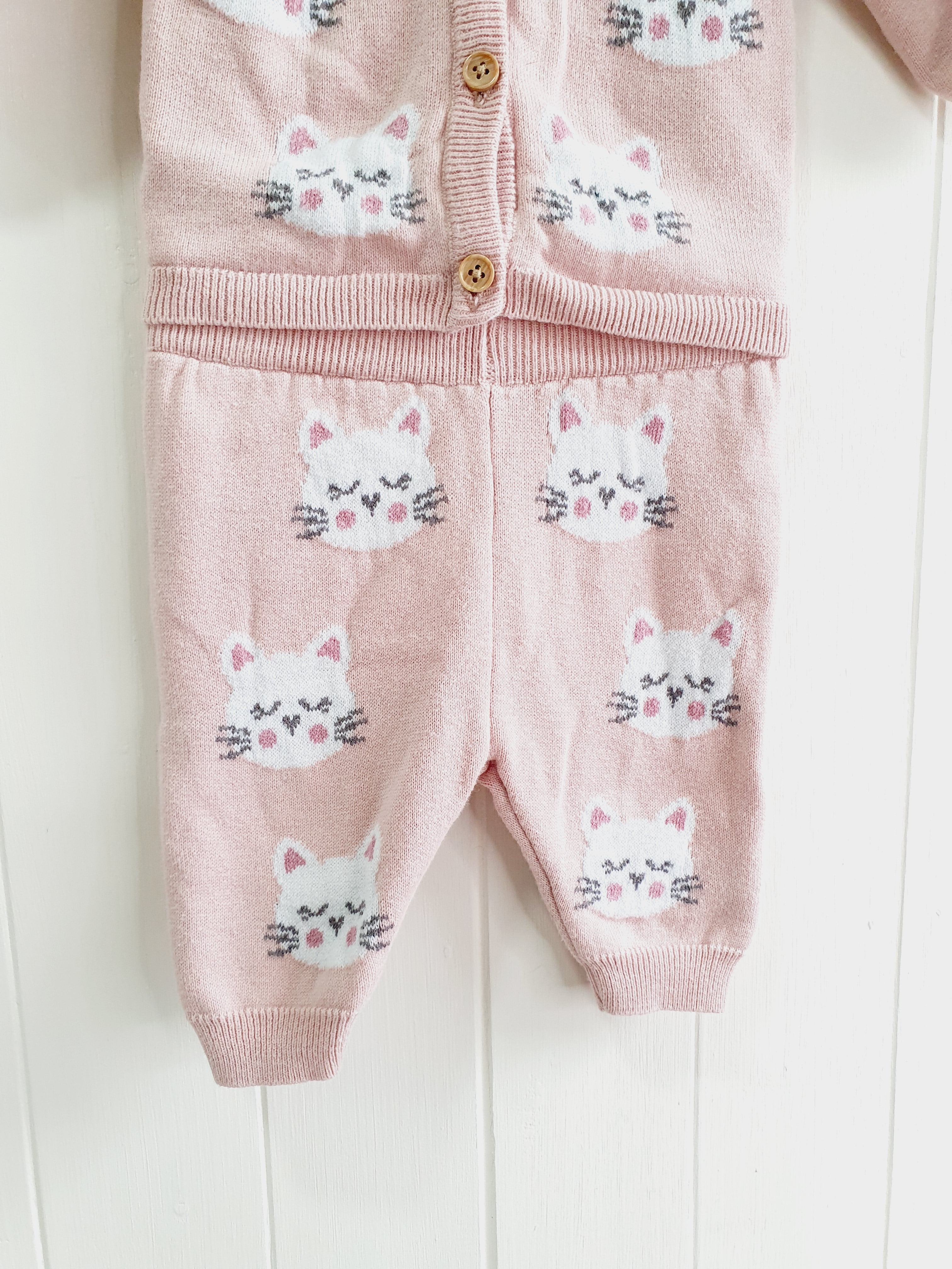 TU cat print knit cardigan and leggings set Up to 1 month