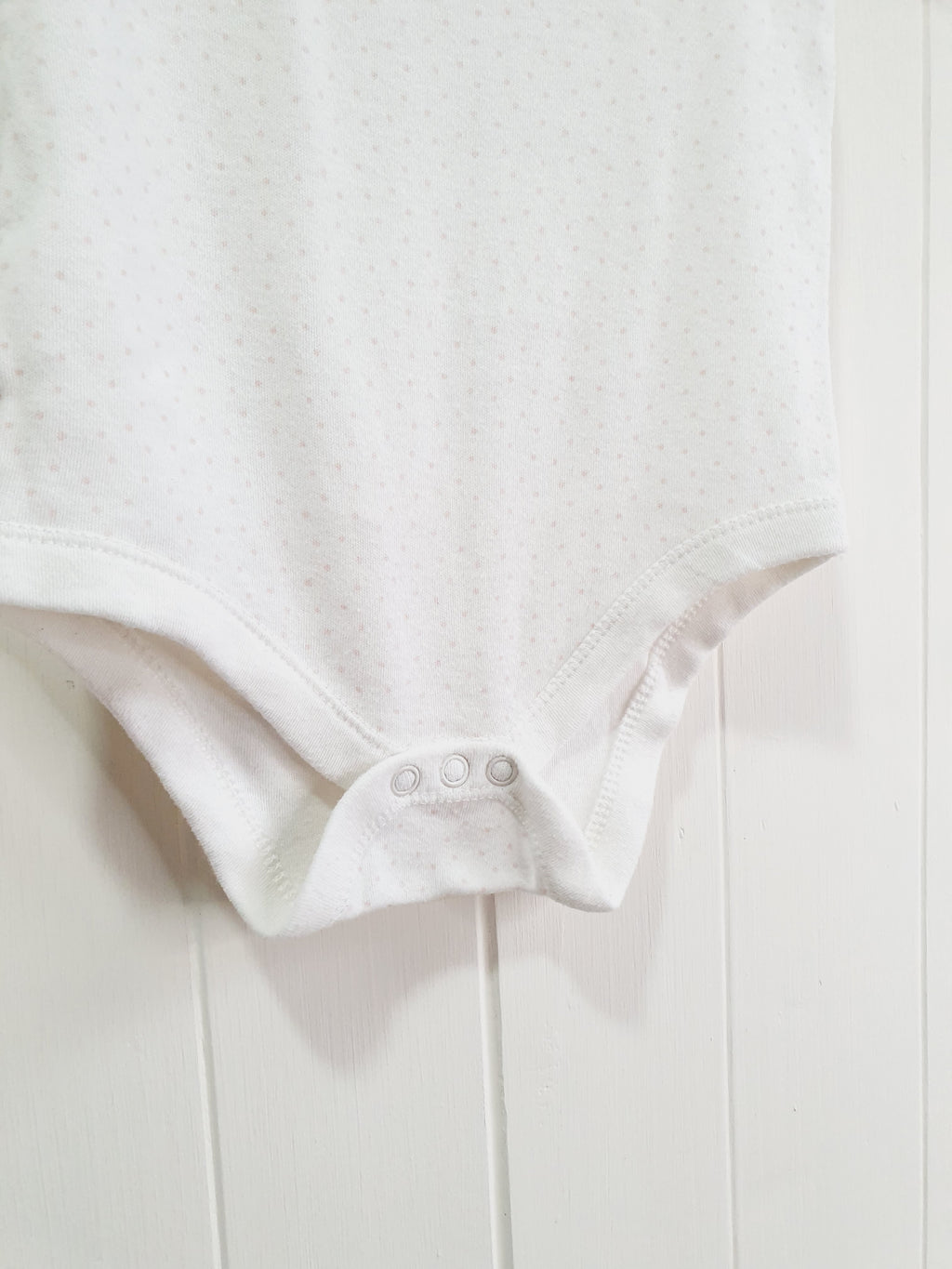 TU white short sleeve polka dot bodysuit 18-24 months