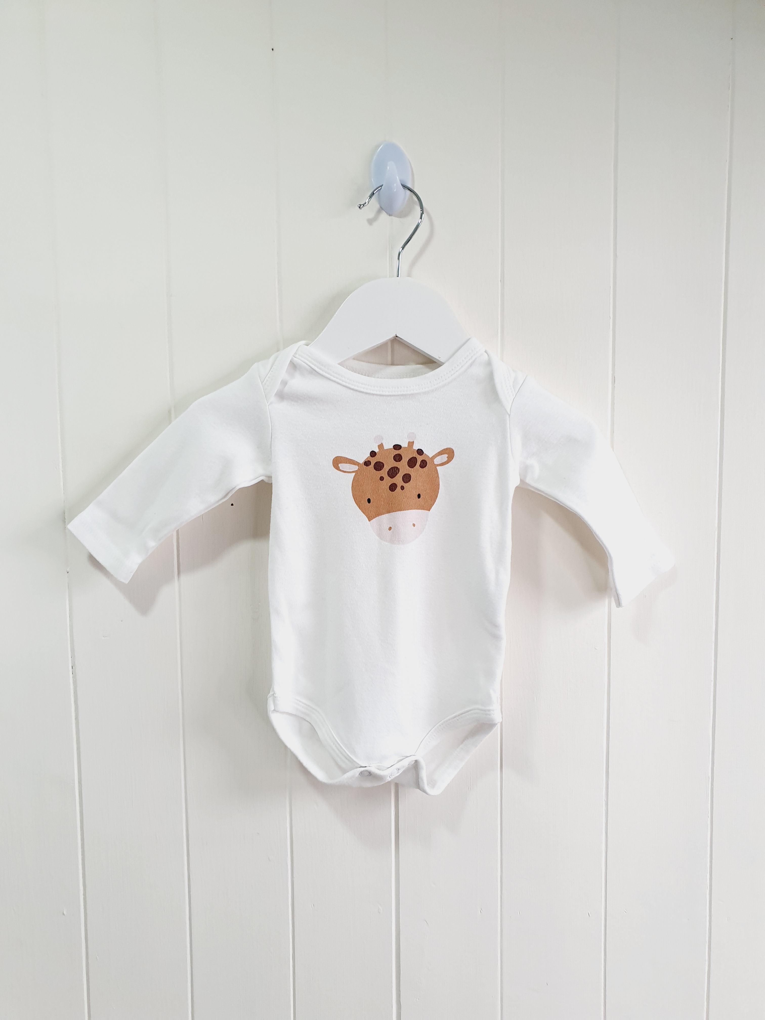 Gem Look Australia giraffe print bodusuit-leggings-long sleeve top-hat set 0-6 months