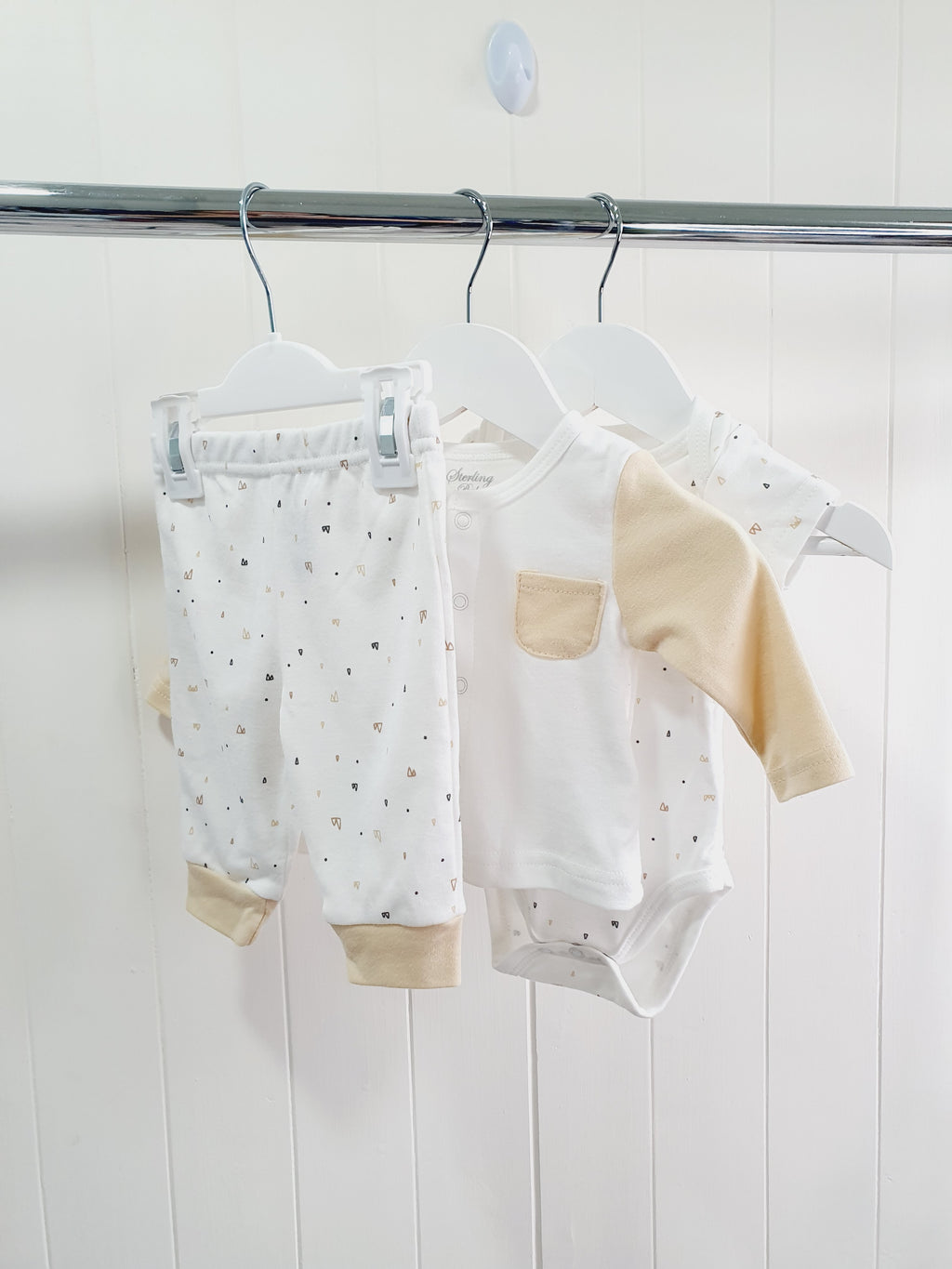 Sterling Baby bodysuit-leggings-thin cardigan set 3 months