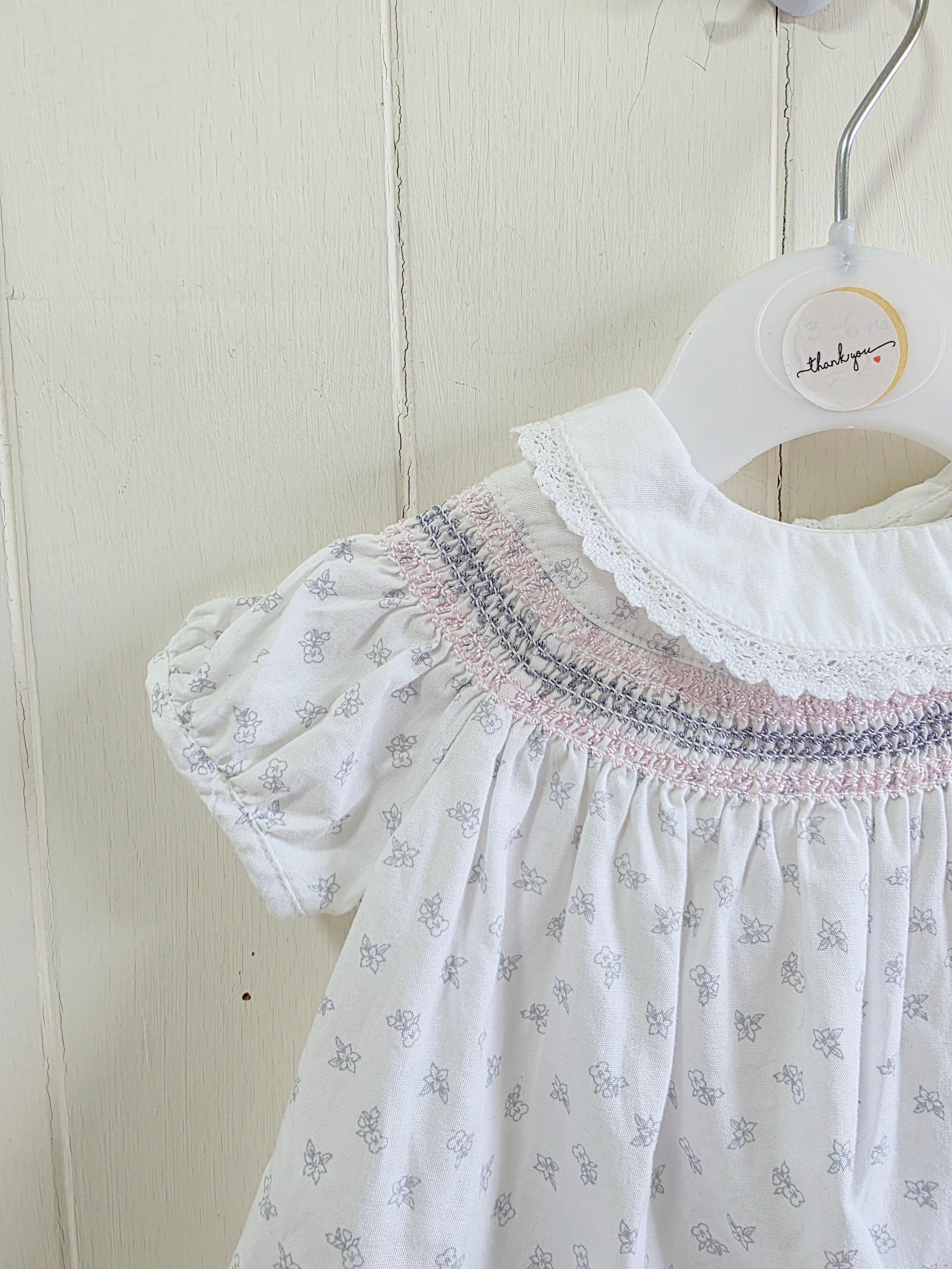Nutmeg - up to 1 month white smocked floral bloomer set