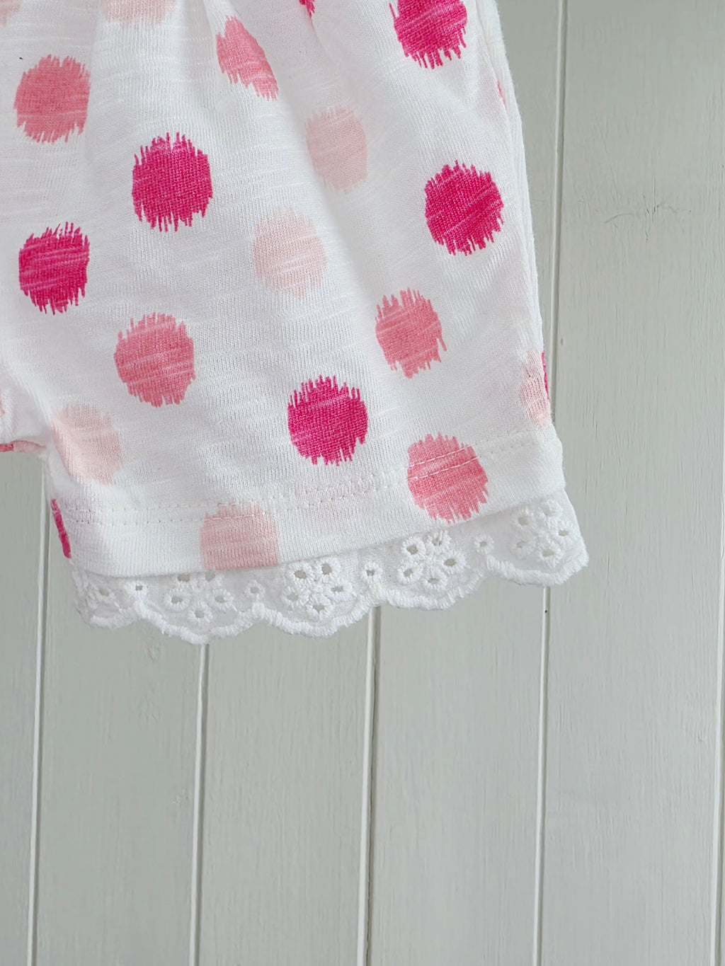 F&F - Up to 3 months white polka dot shorts