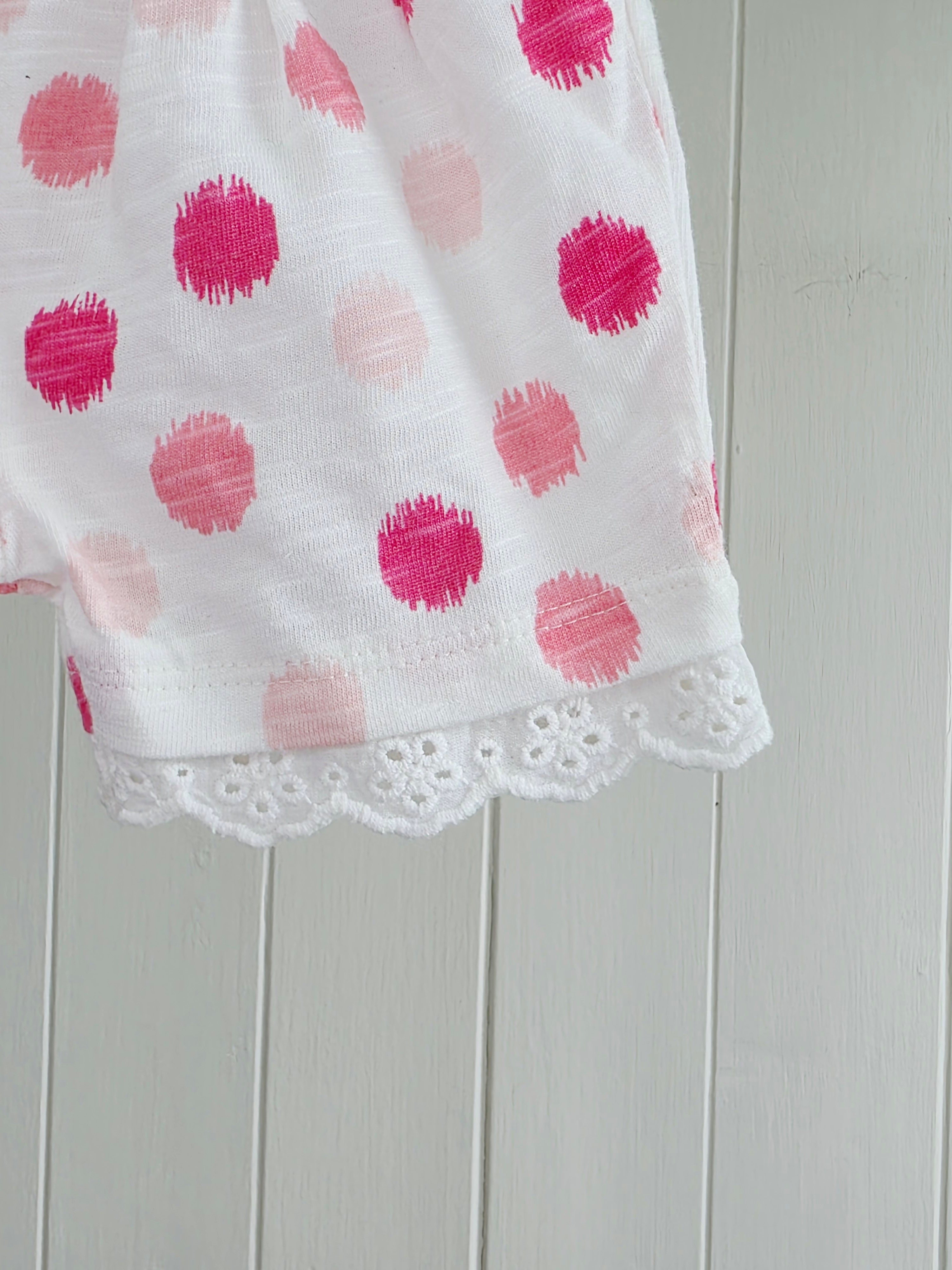 F&F - Up to 3 months white polka dot shorts