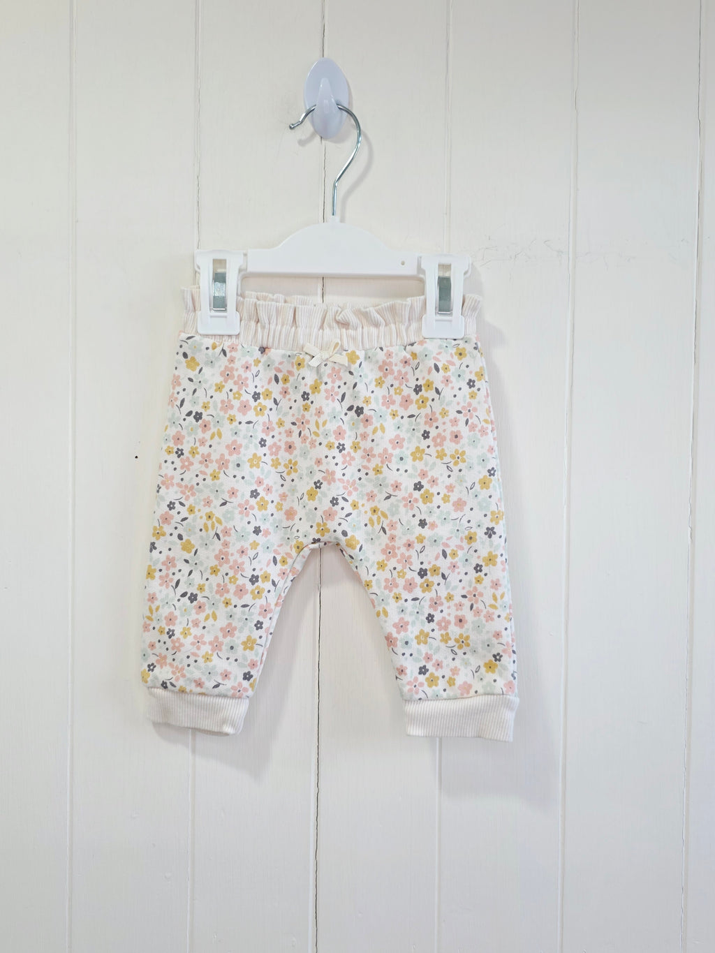 George - 0-3 months baby girls cream floral joggers