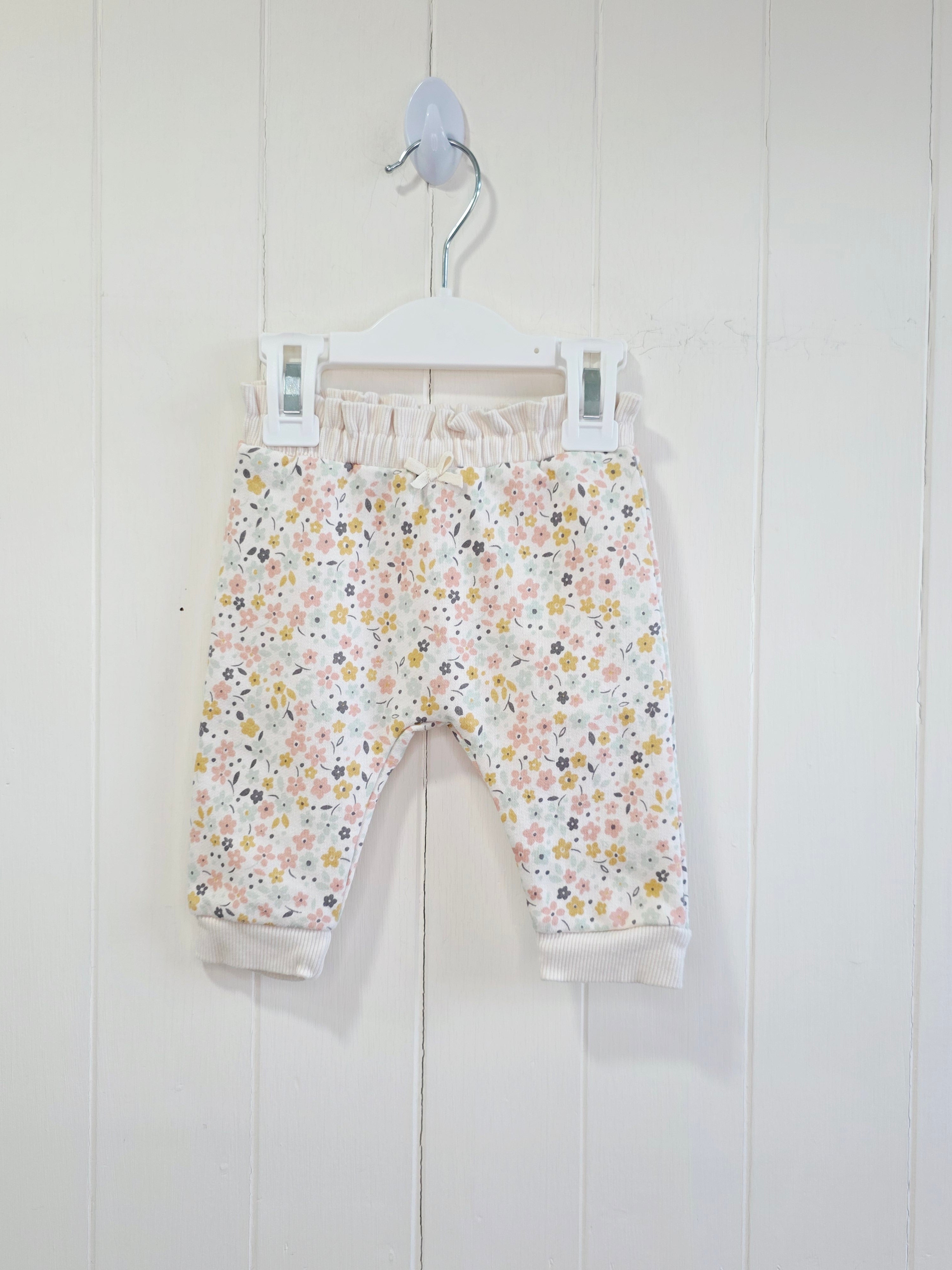 George - 0-3 months baby girls cream floral joggers