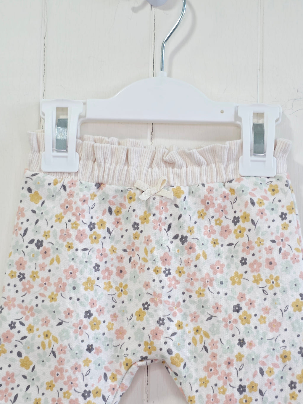 George - 0-3 months baby girls cream floral joggers