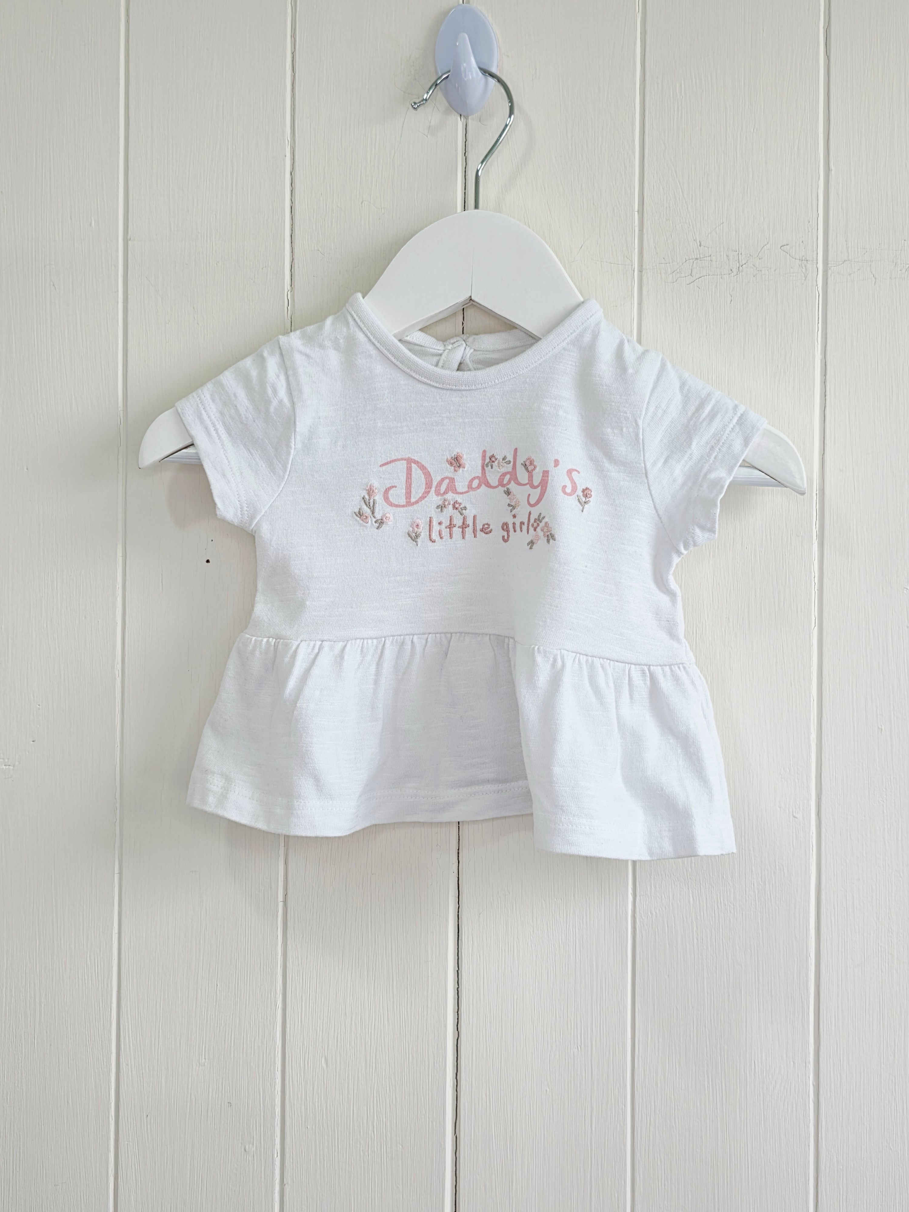 George - first size white t-shirt featuring "Daddy's little girl" print