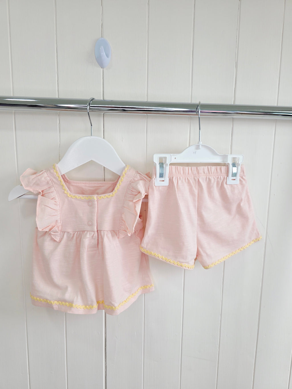 George - 0-3 months girls pink sleeveless top and shorts set