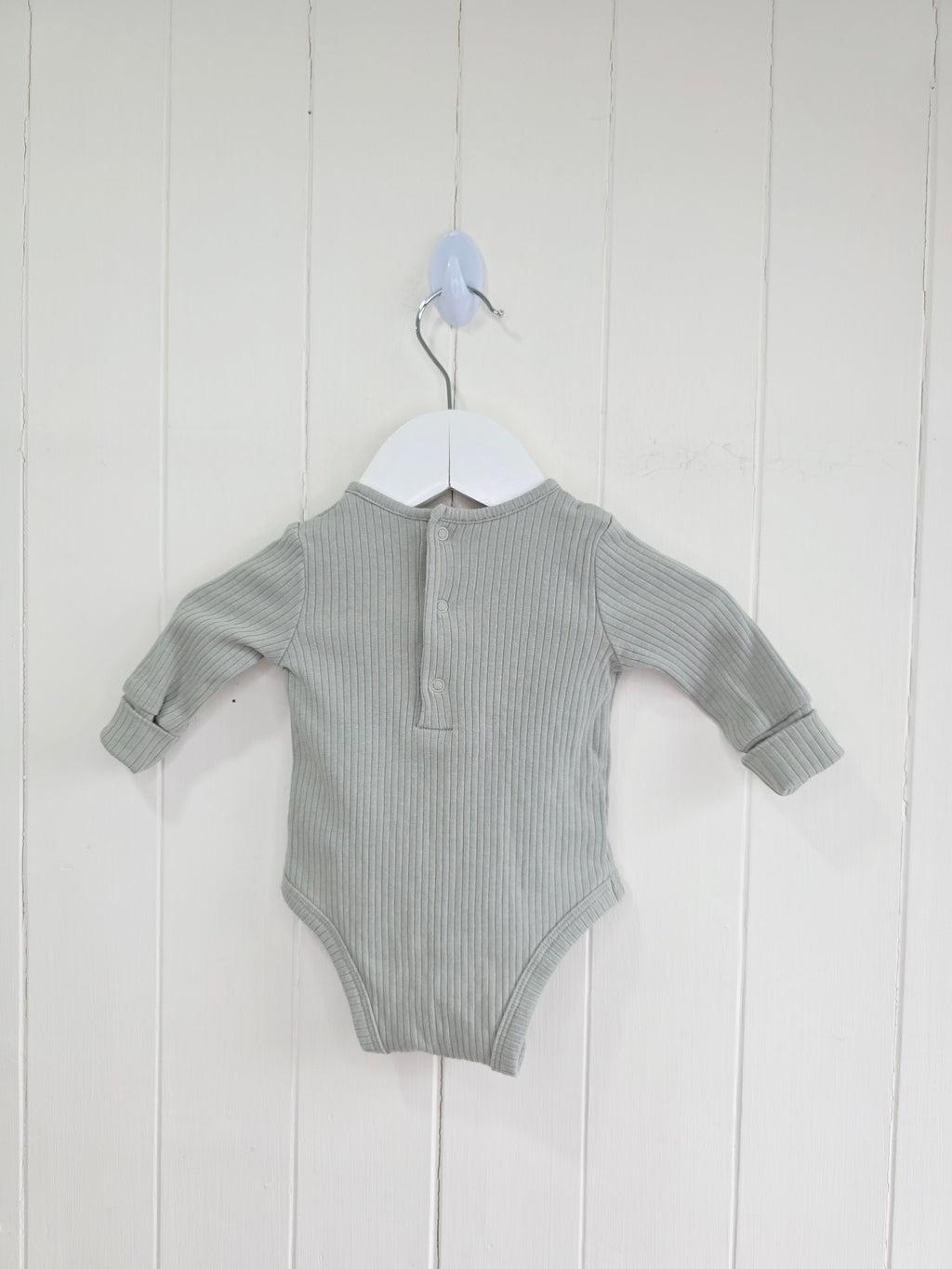 Mamas&Papas - up to 1 month sage green long sleeve bodysuit