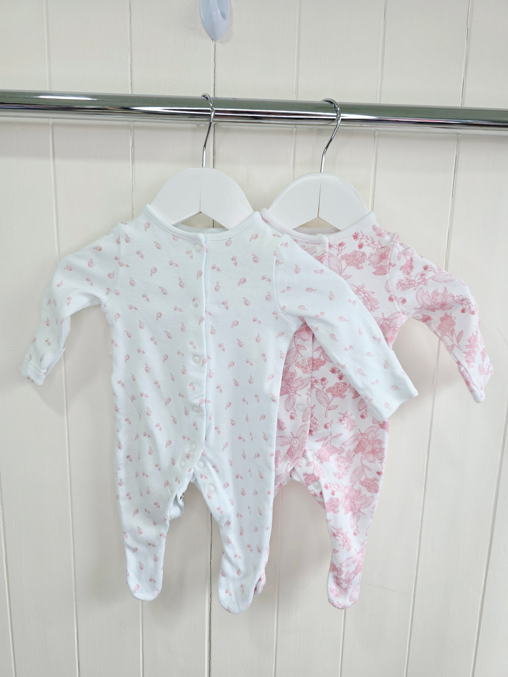Tu - up to 1 month girls white floral sleepsuits set