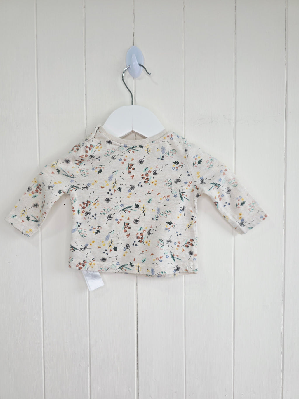 Primark - 0-3 months girls beige long sleeve top featuring frolat print