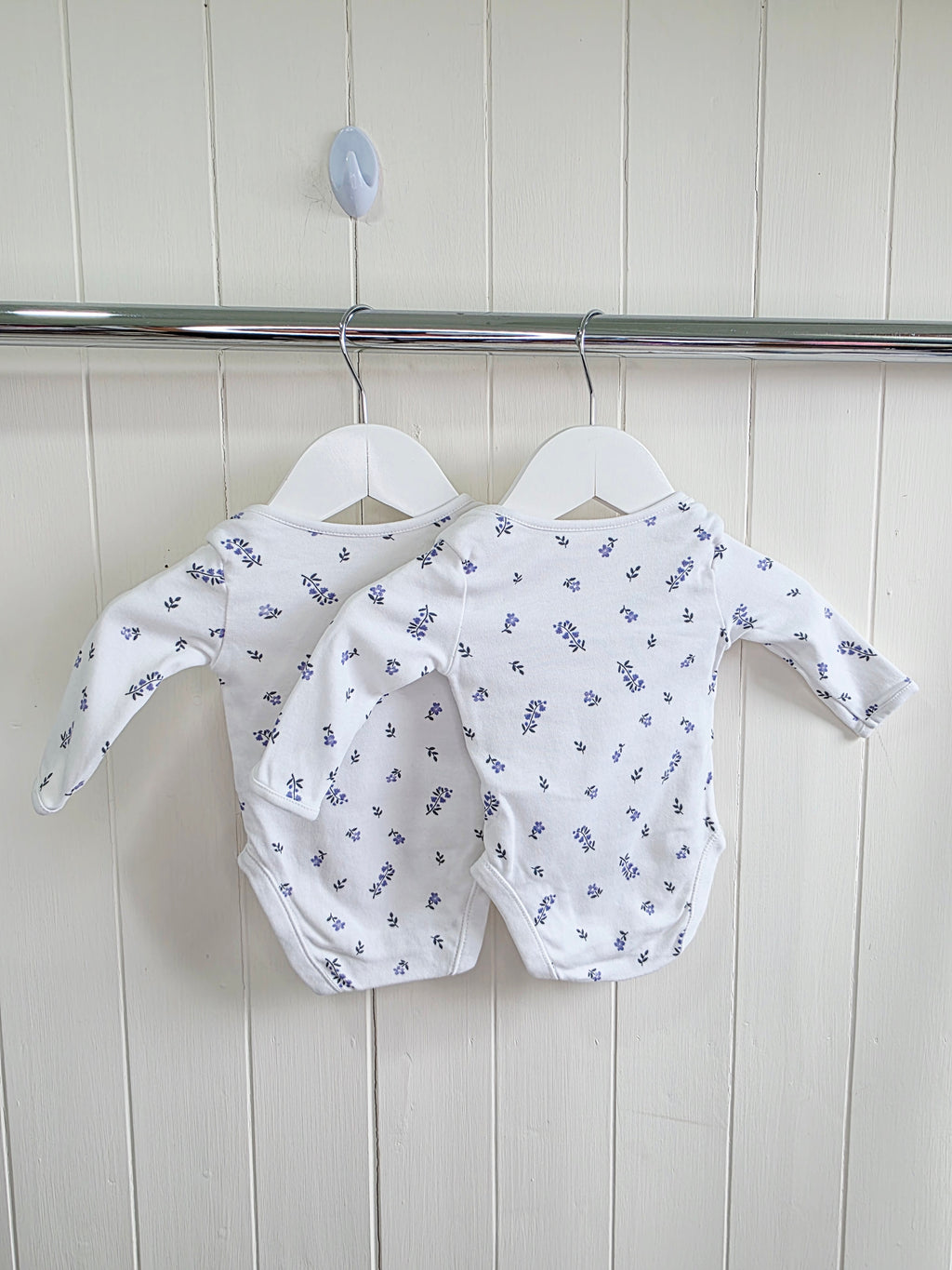 George - 0-3 months girls white blue floral long sleeve bodysuits